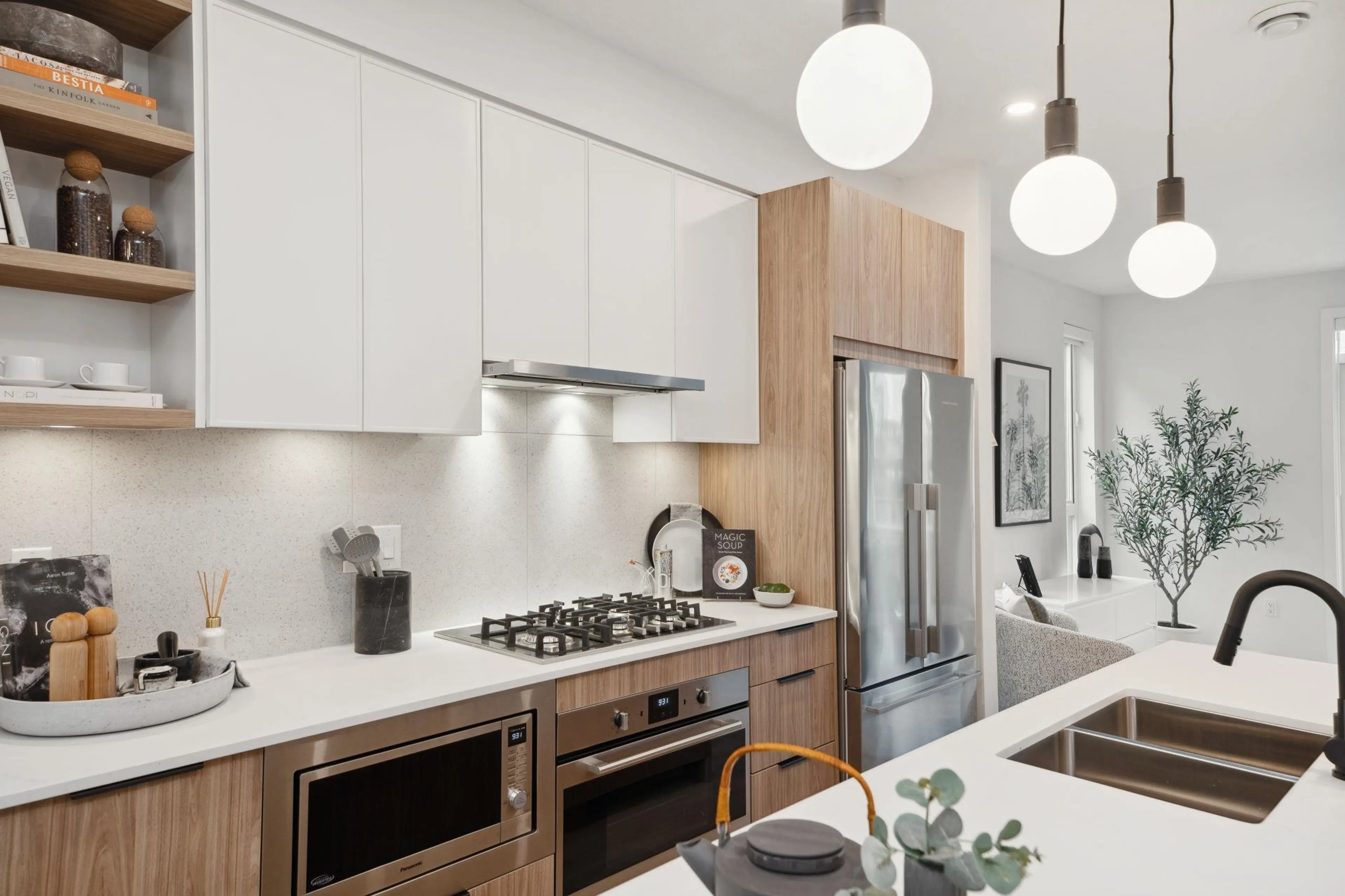 Property at #201 715 DUCKLOW STREET, Coquitlam, BC