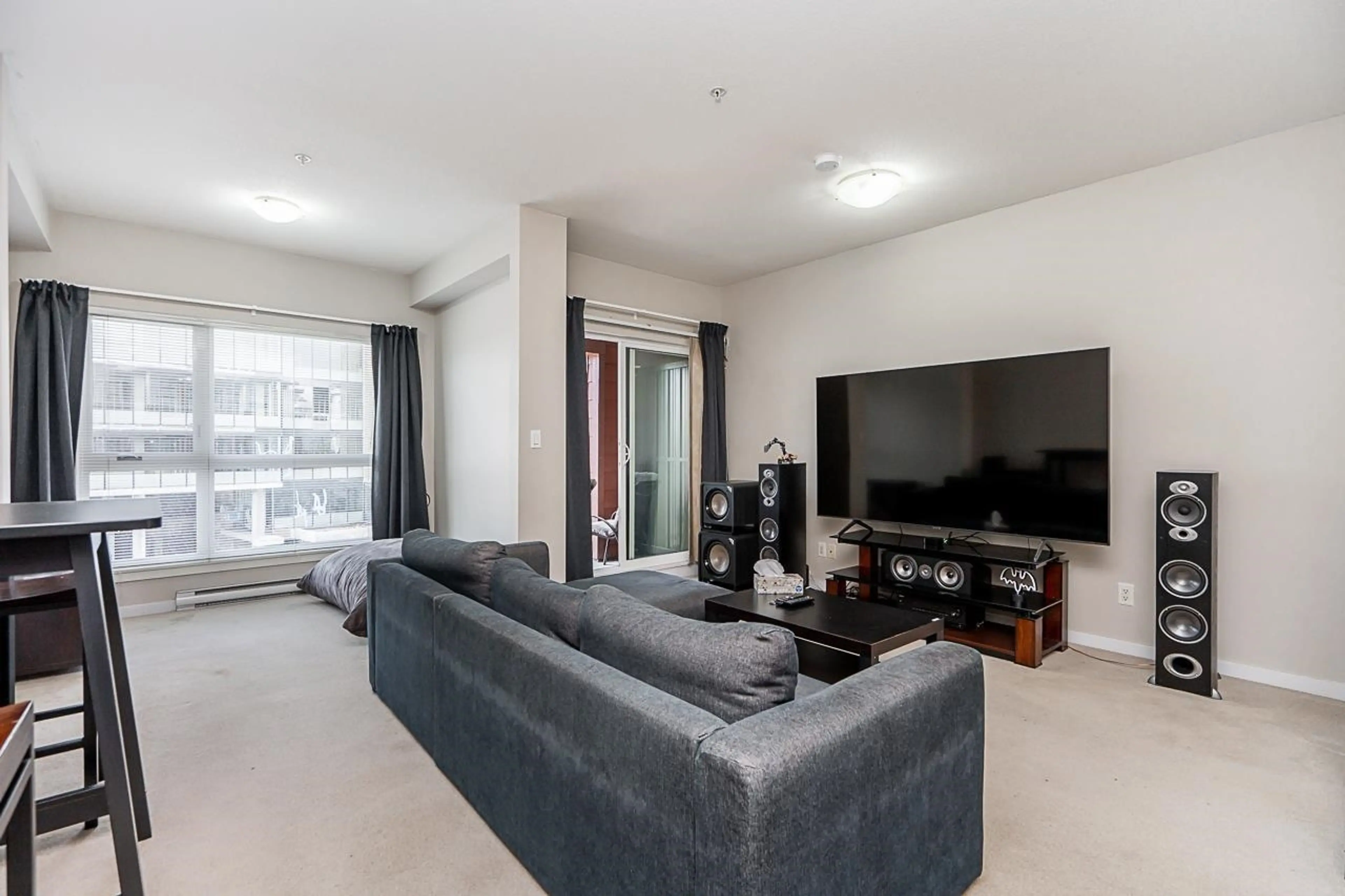 Property at #306 13733 107A AVENUE, Surrey, BC