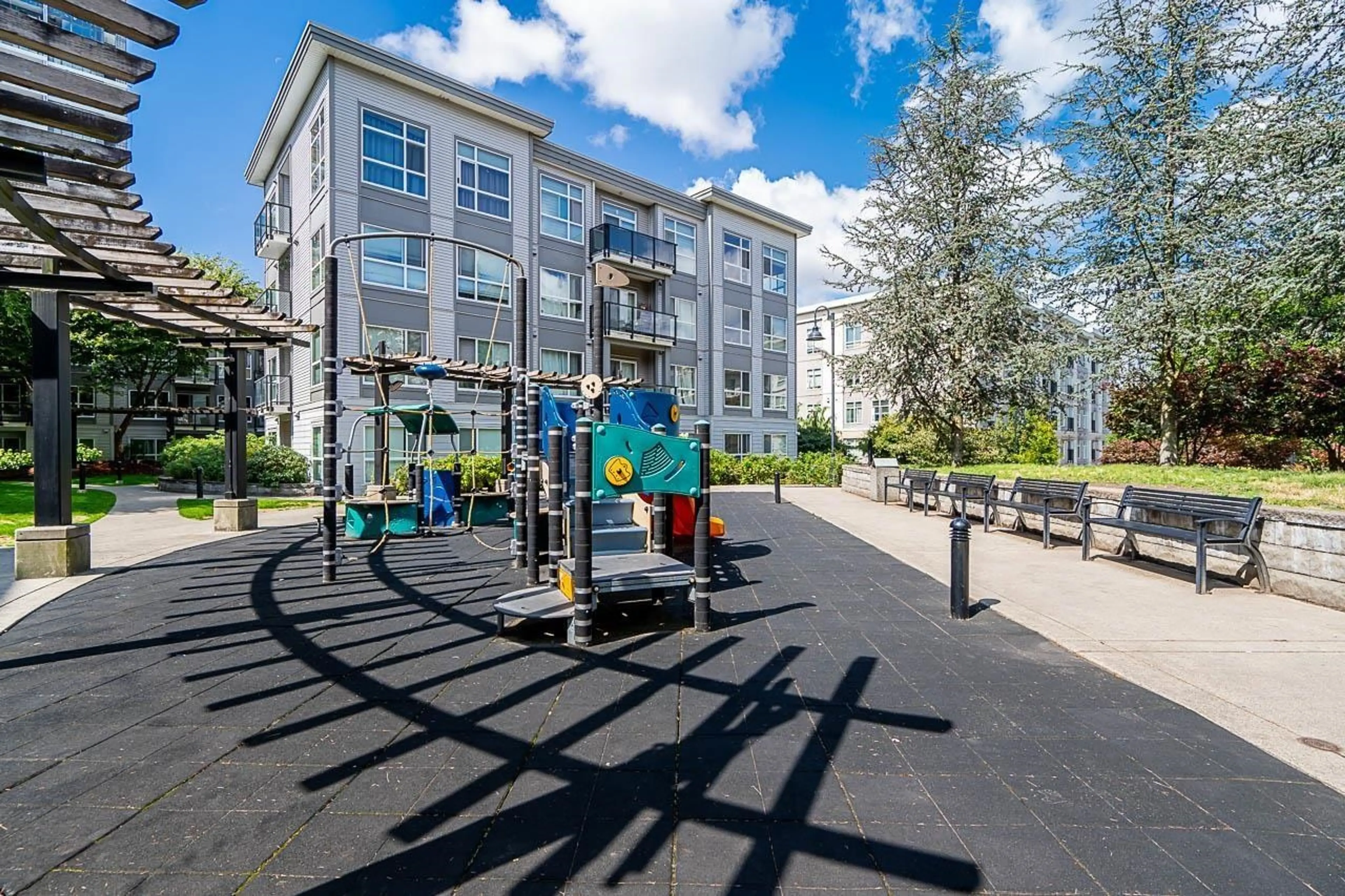 Property at #306 13733 107A AVENUE, Surrey, BC