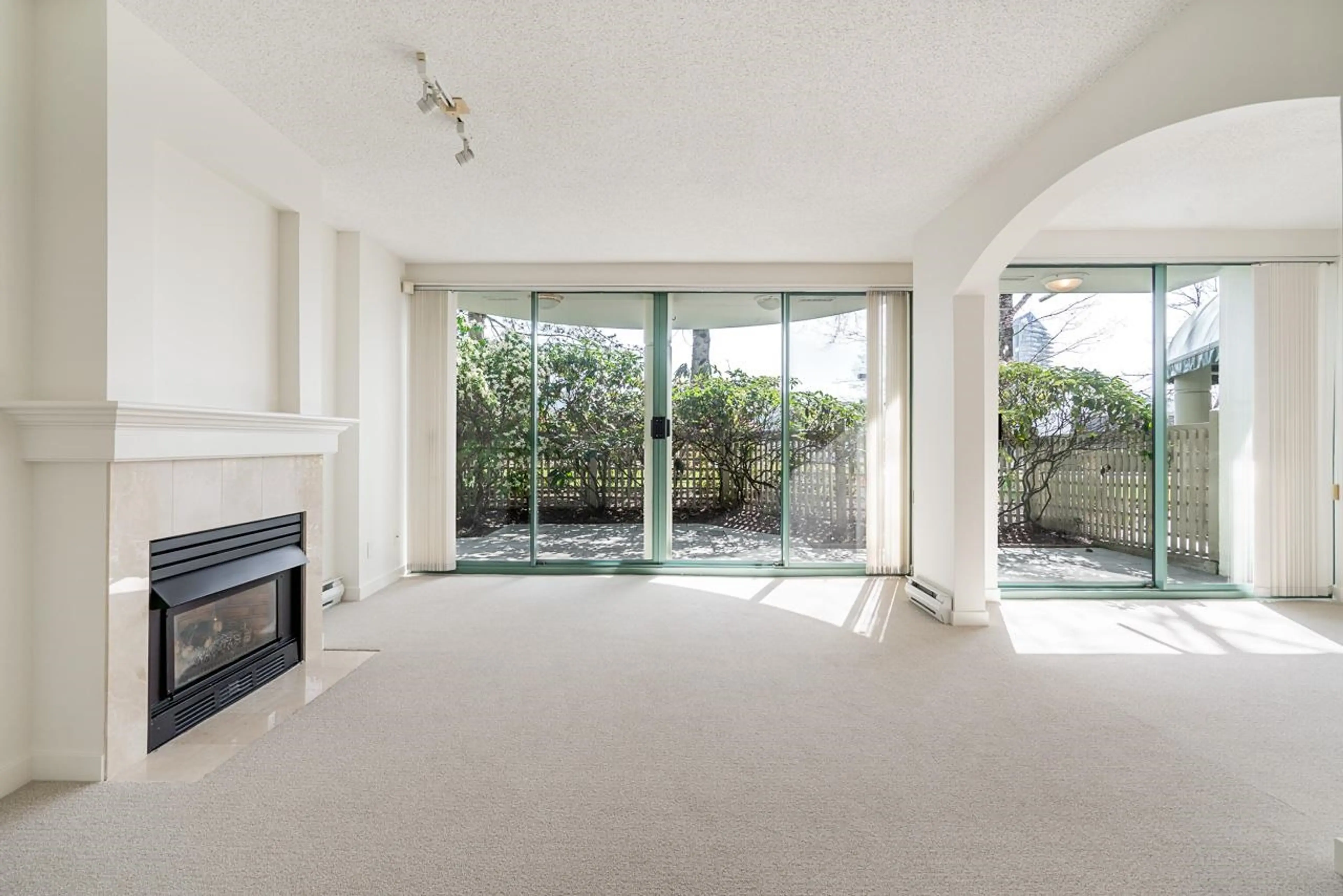 Property at #112 1785 MARTIN DRIVE, Surrey, BC