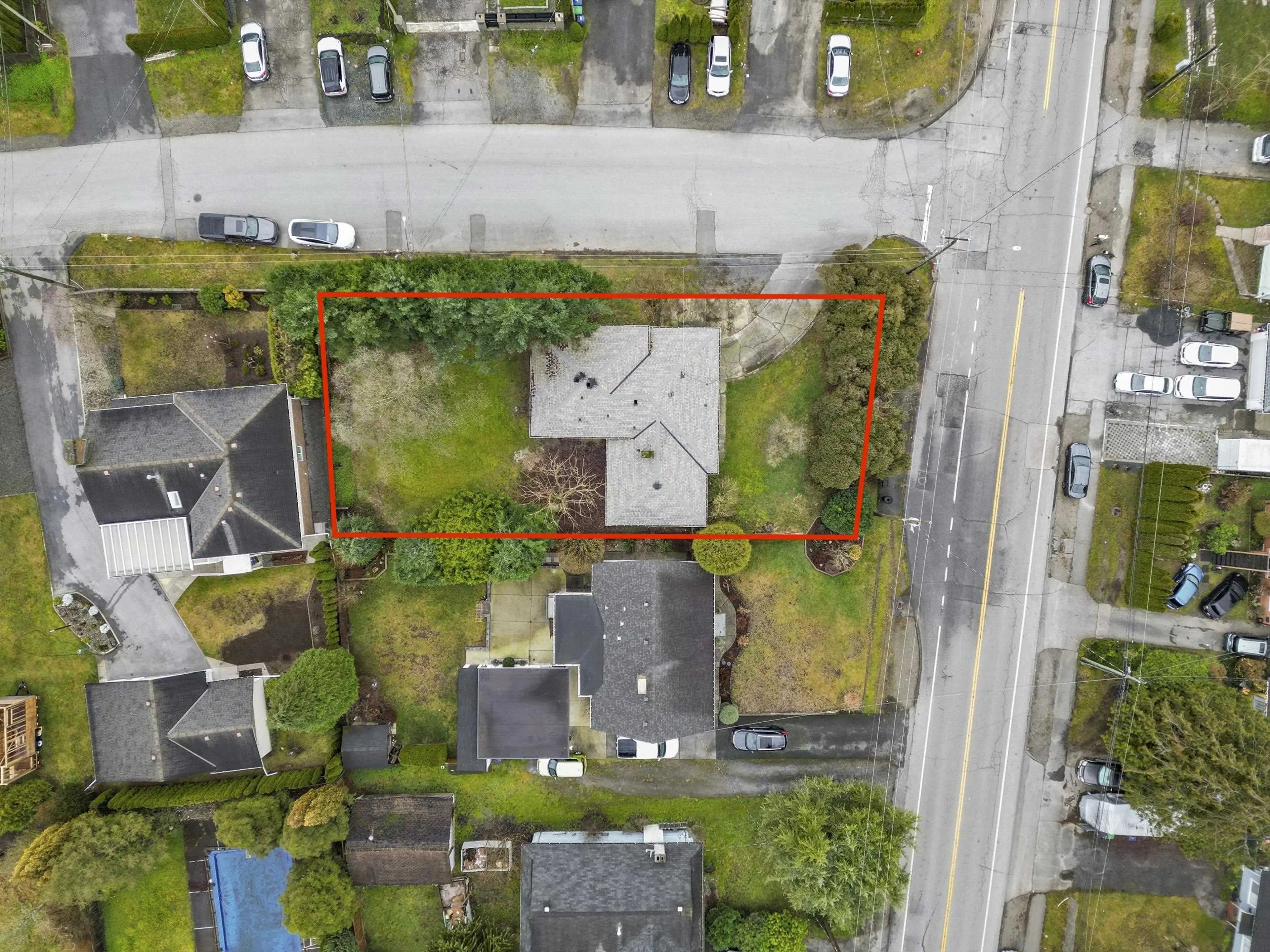 Property at 14200 GROSVENOR ROAD, Surrey, BC