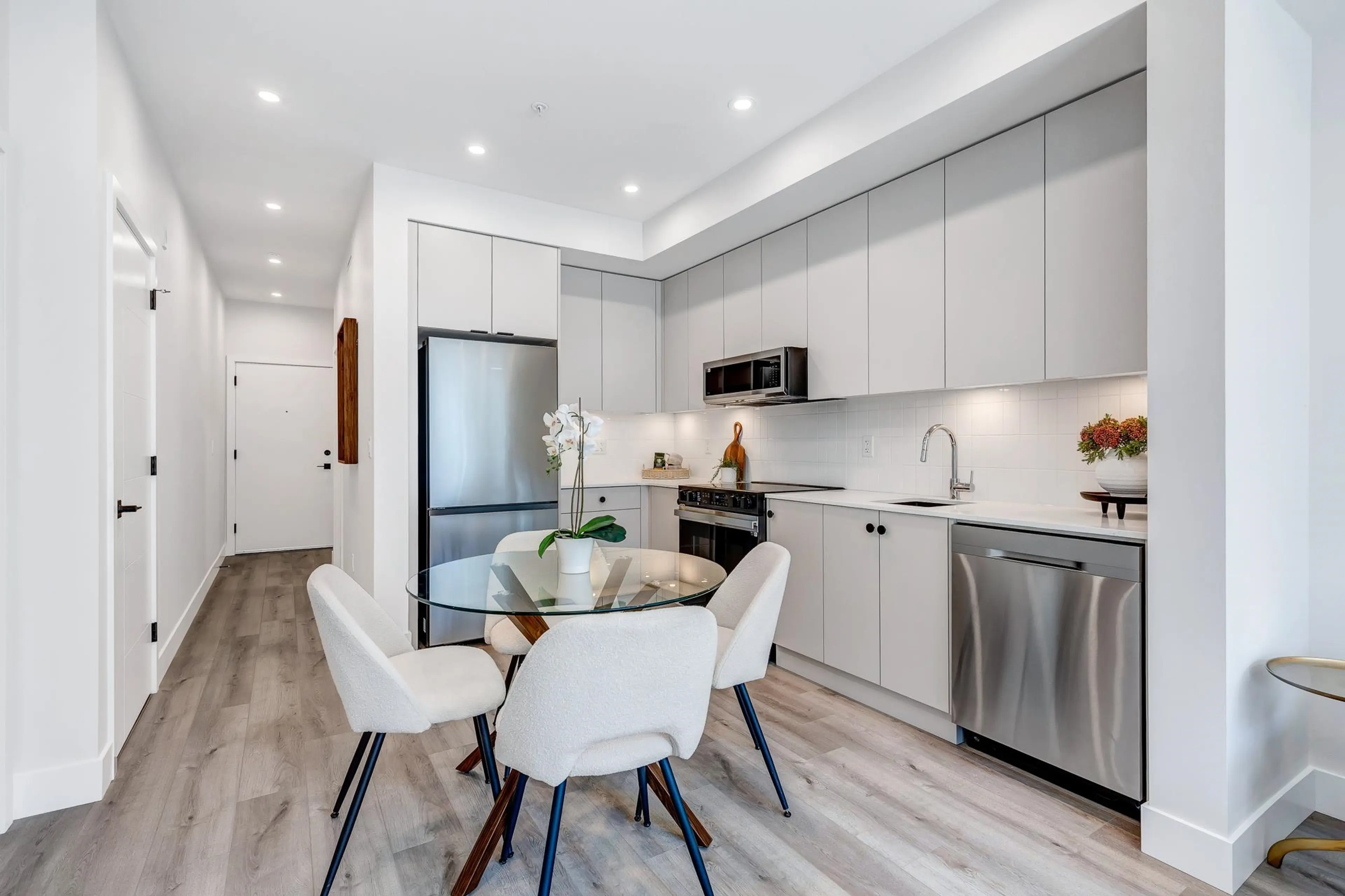 Property at #512 45497 CAMPUS DRIVE, Chilliwack, BC