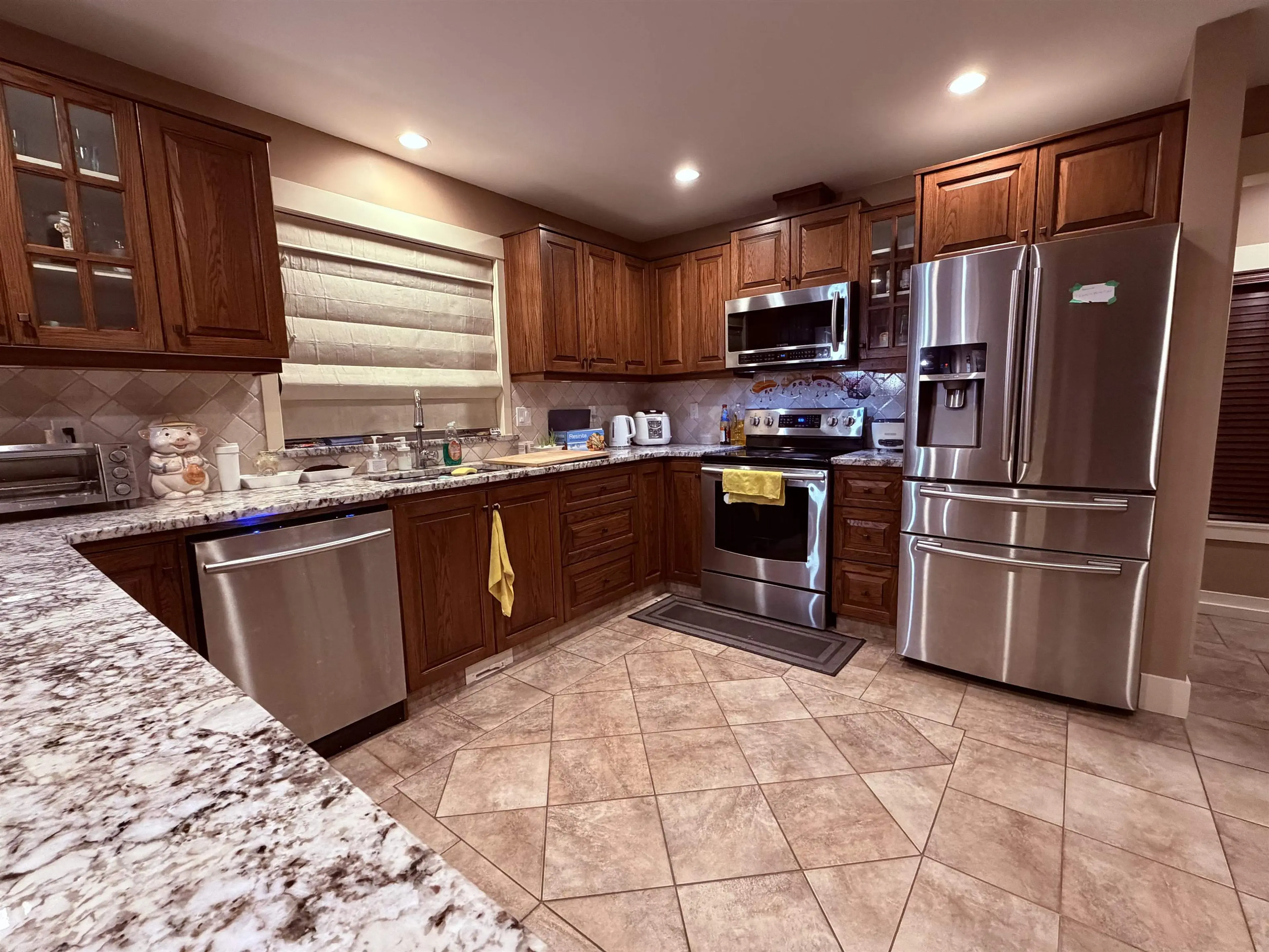 Property at 5393 SANS SOUCI ROAD, Halfmoon Bay, BC