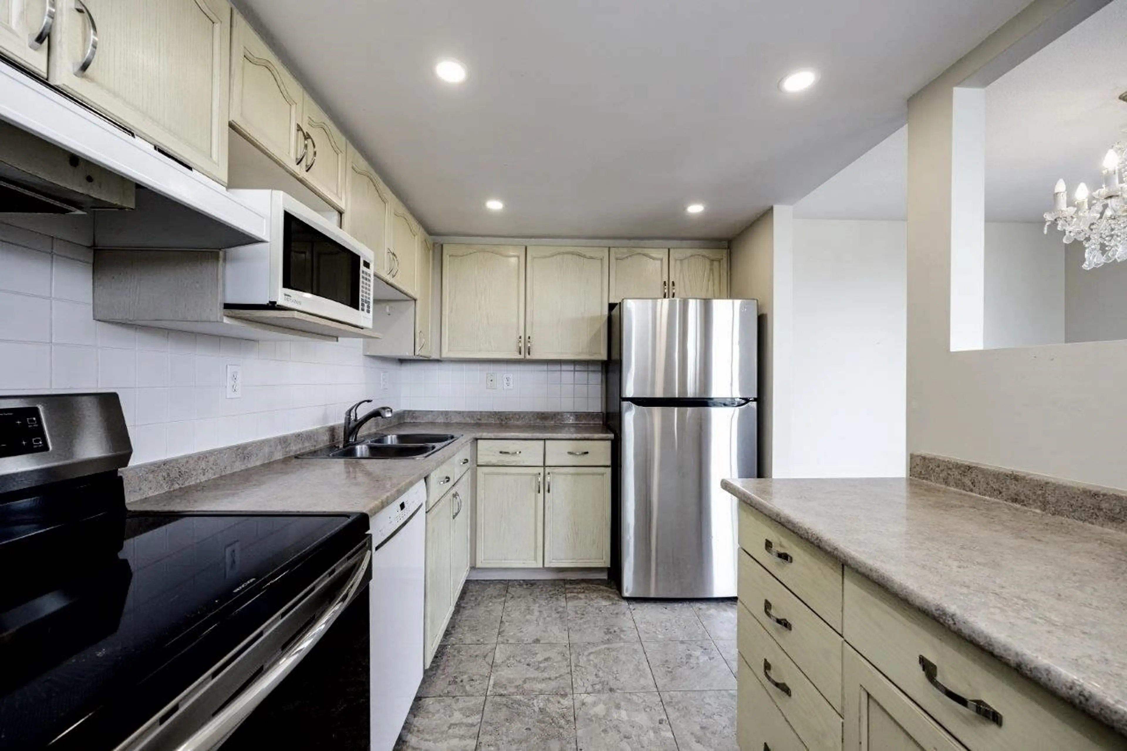 Property at #903 738 FARROW STREET, Coquitlam, BC