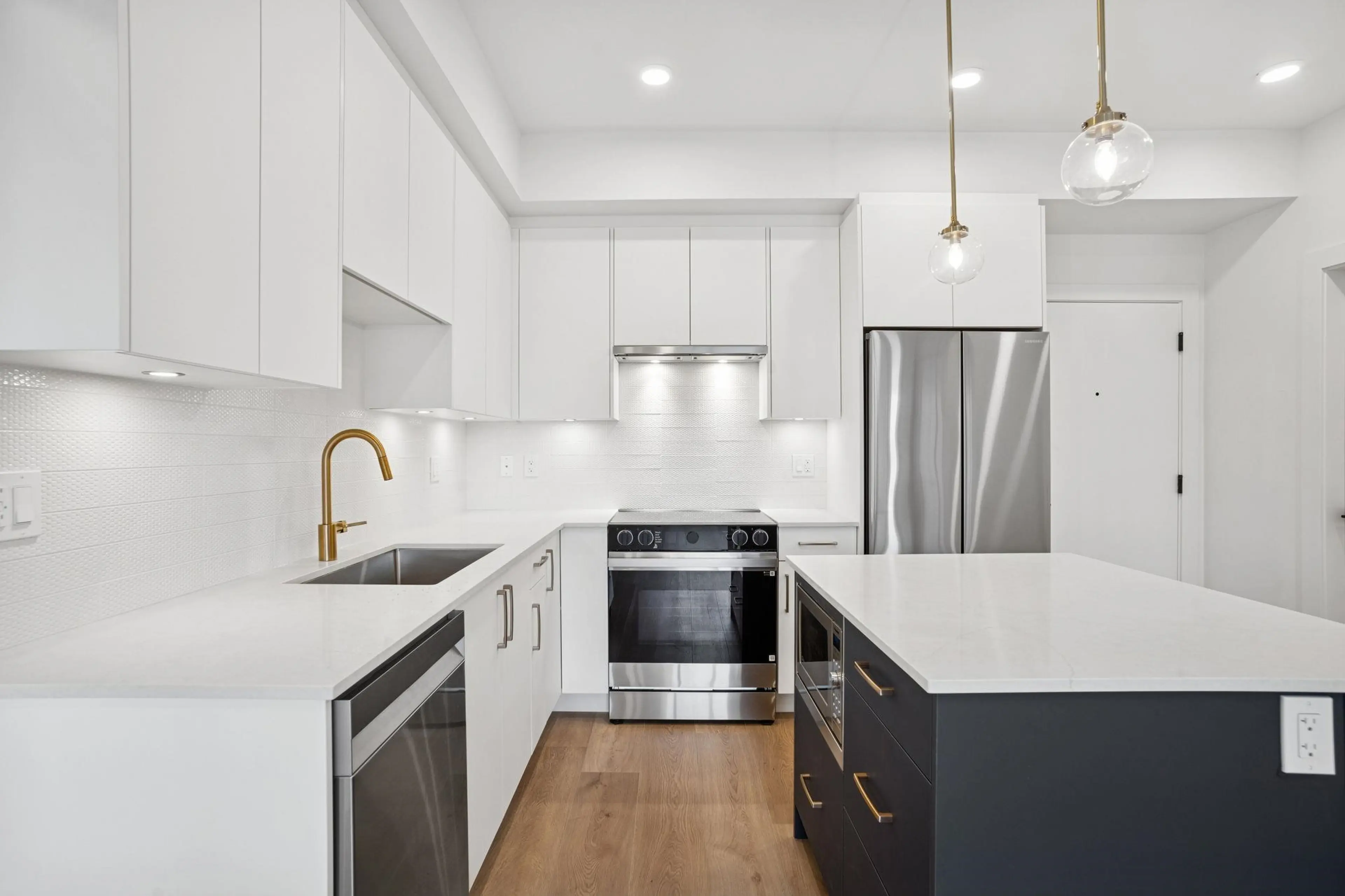 Property at #414 20286 72B AVENUE, Langley, BC