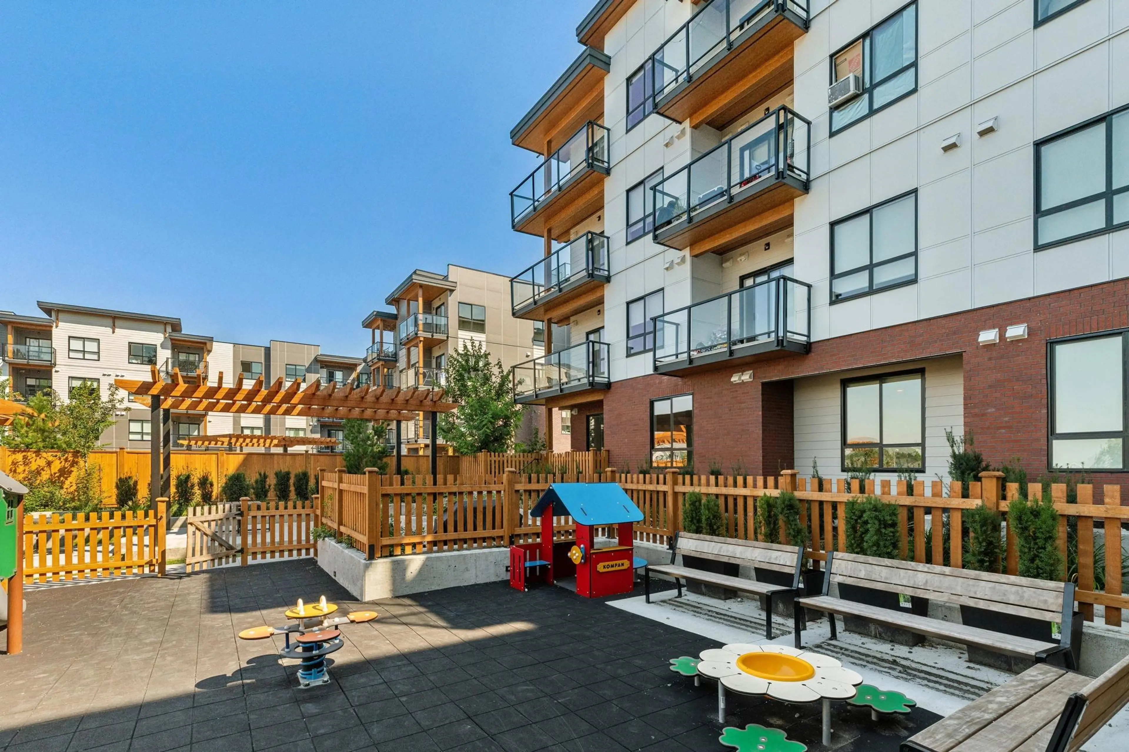 Property at #208 20286 72B AVENUE, Langdale, BC