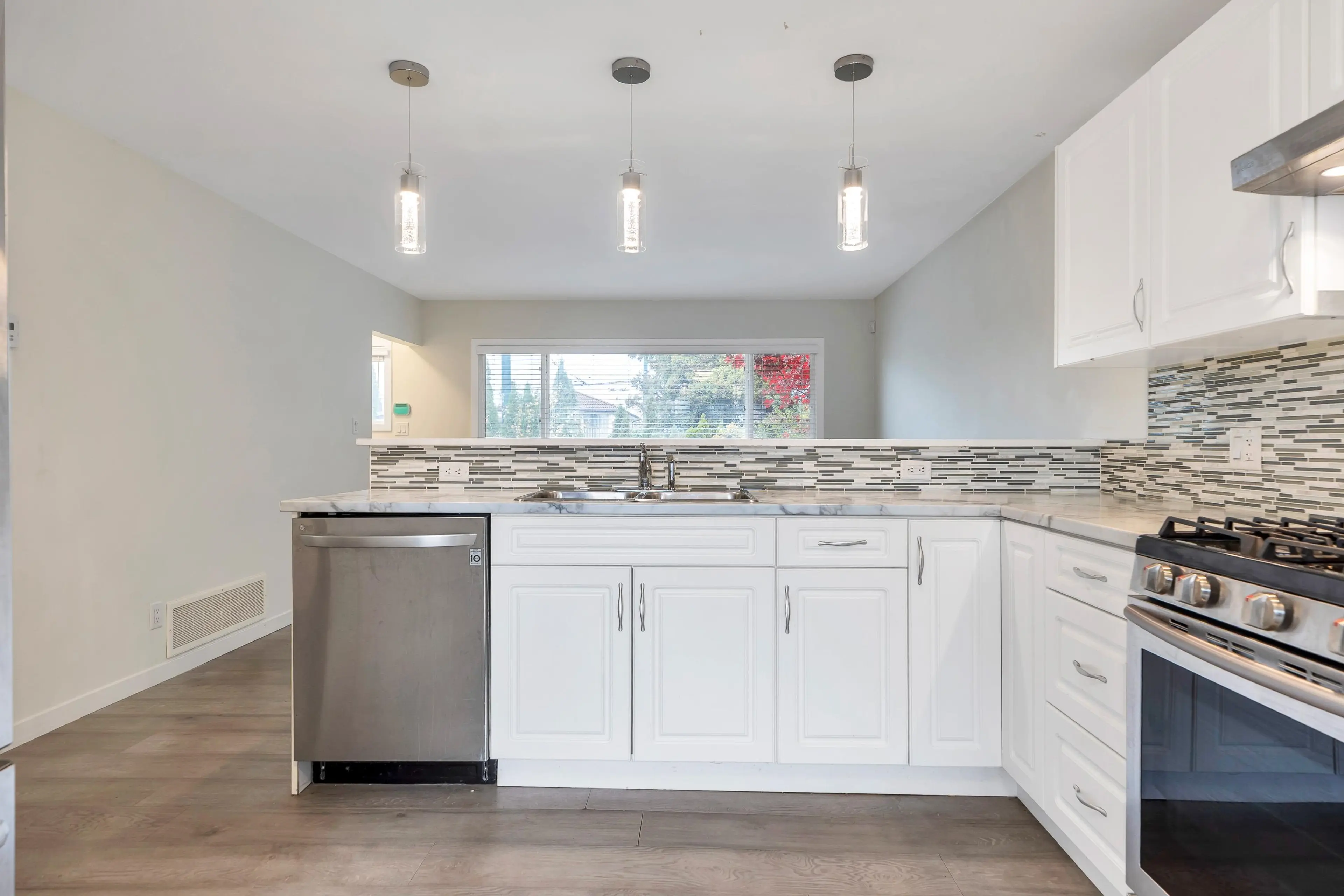 Property at 2052 E 41ST AVENUE, Vancouver, BC