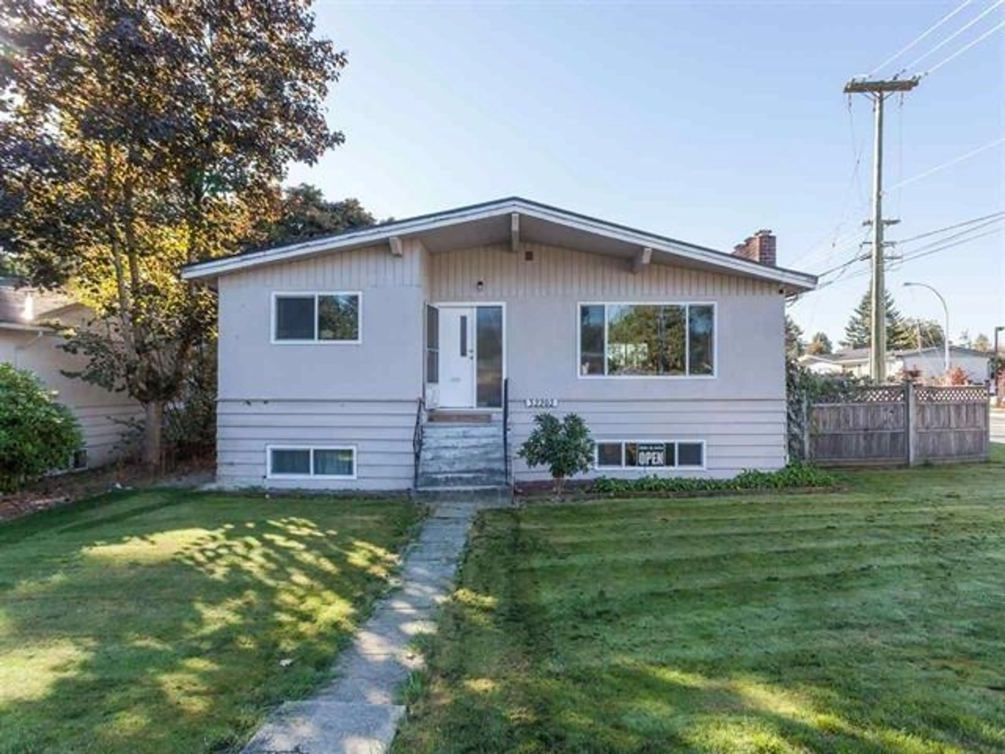 Property at 32202 HILLCREST AVENUE, Abbotsford, BC