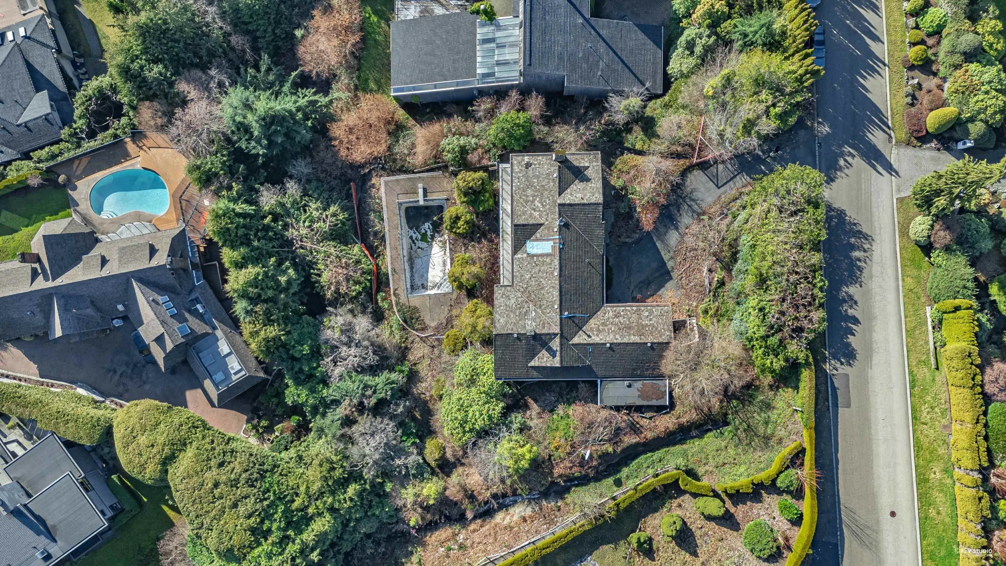 Property at 1318 CRESTWELL ROAD, West Vancouver, BC