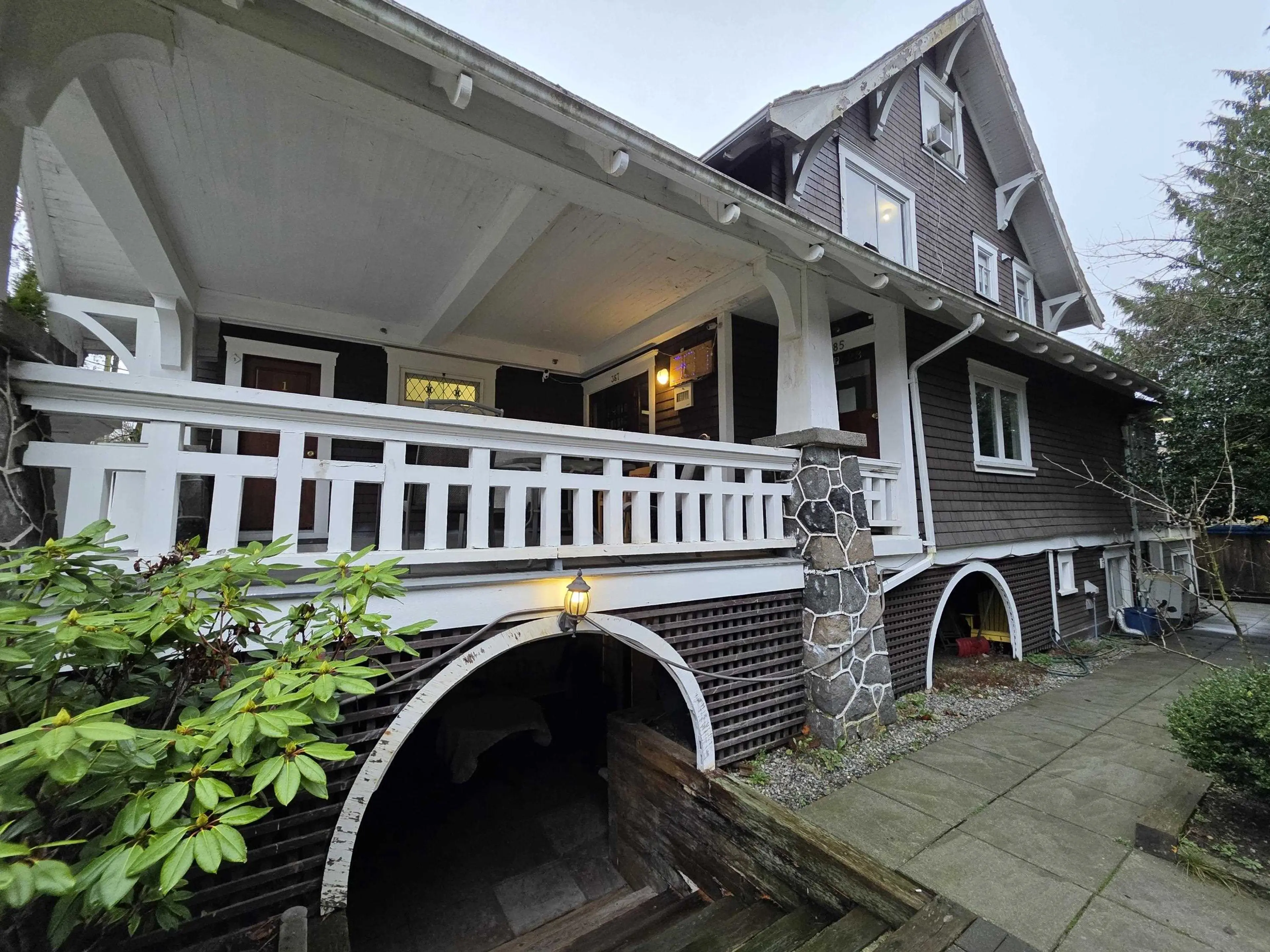 Property at 387 W 13TH AVENUE, Vancouver, BC