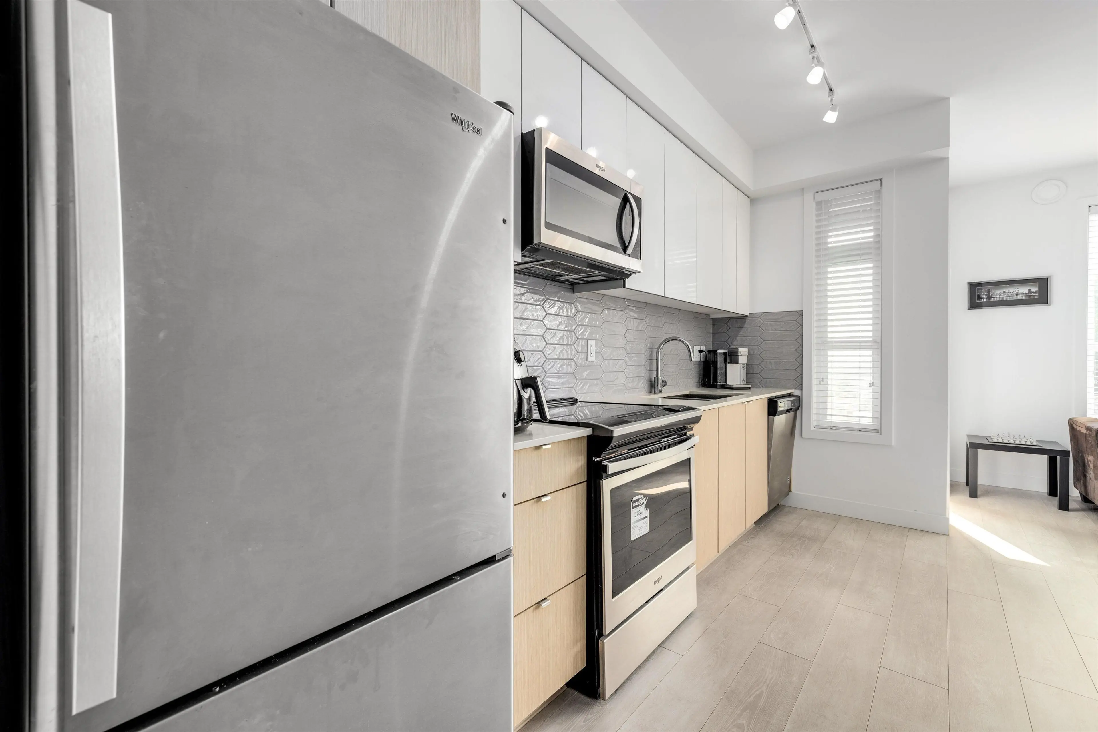 Property at #303 19567 64TH AVENUE, Surrey, BC