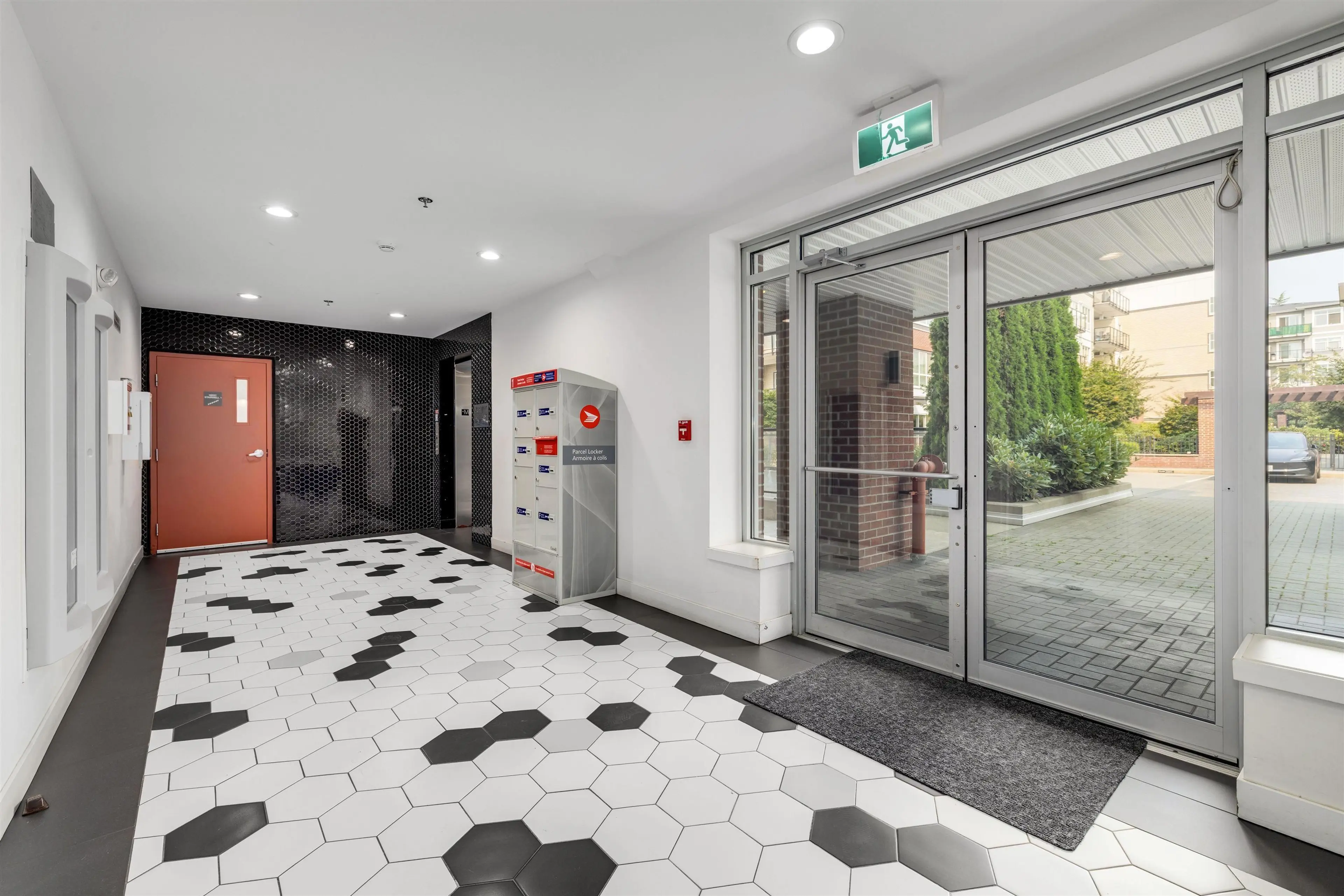 Property at #303 19567 64TH AVENUE, Surrey, BC