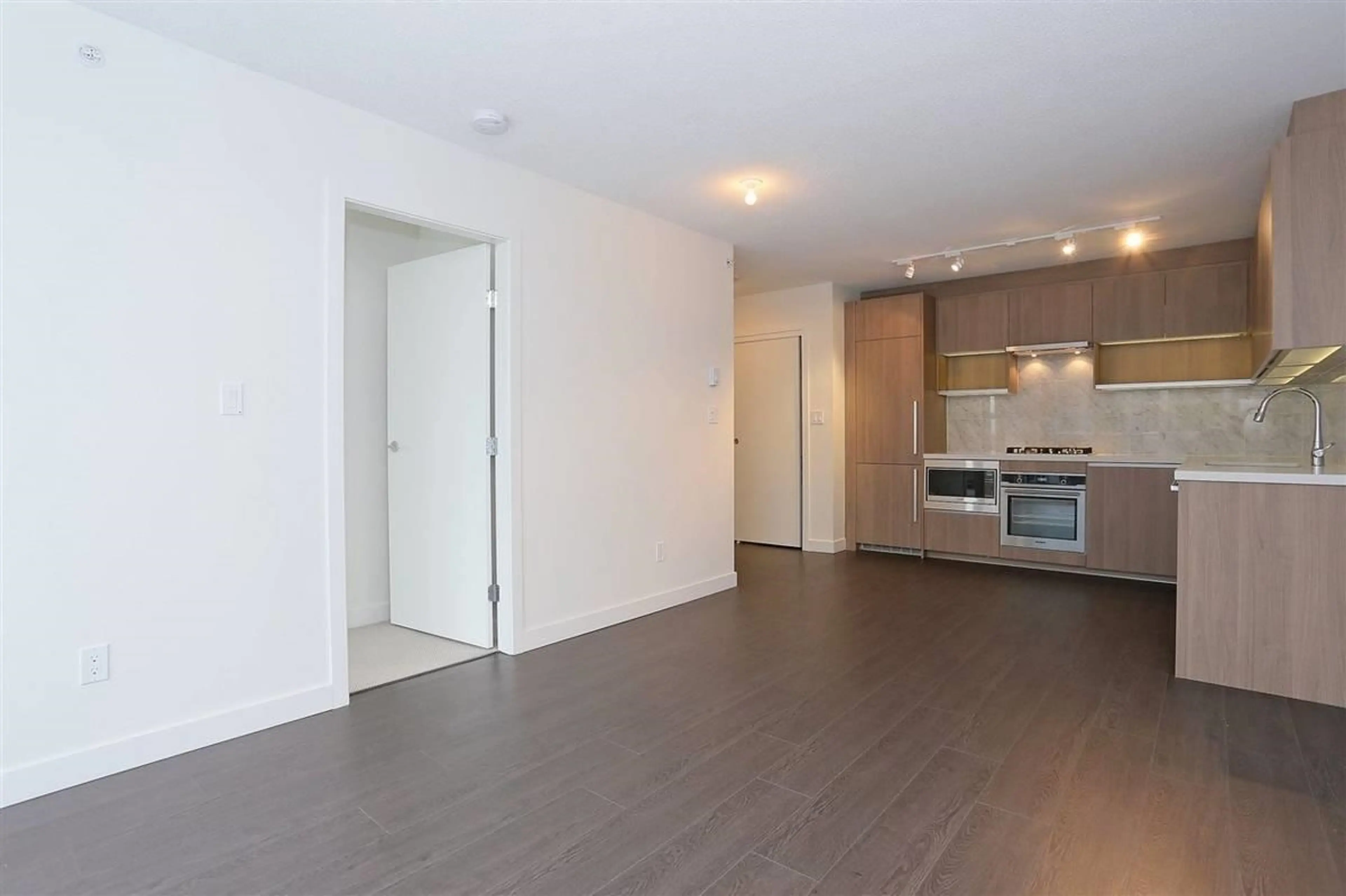 Property at #3608 13750 100 AVENUE, Surrey, BC