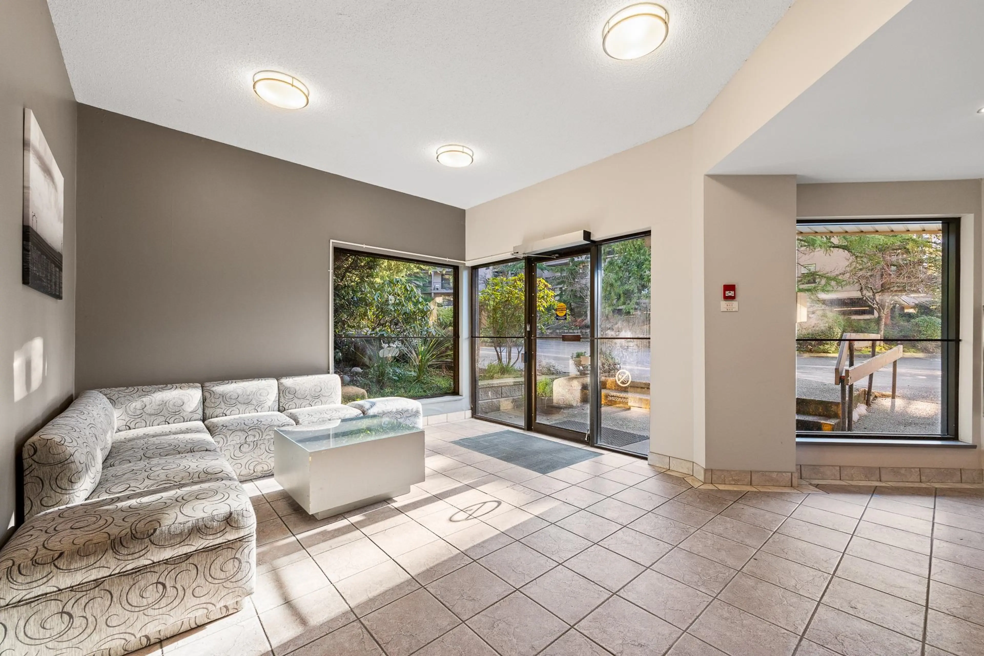 Property at #301 1760 SOUTHMERE CRESCENT, Surrey, BC