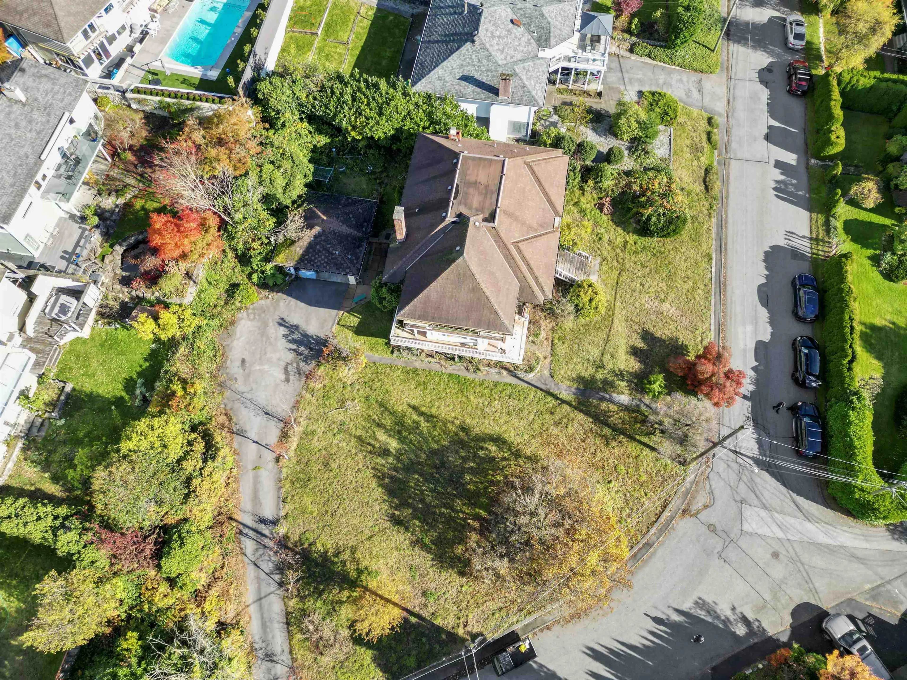 Property at 404 SOMERSET STREET, North Vancouver, BC