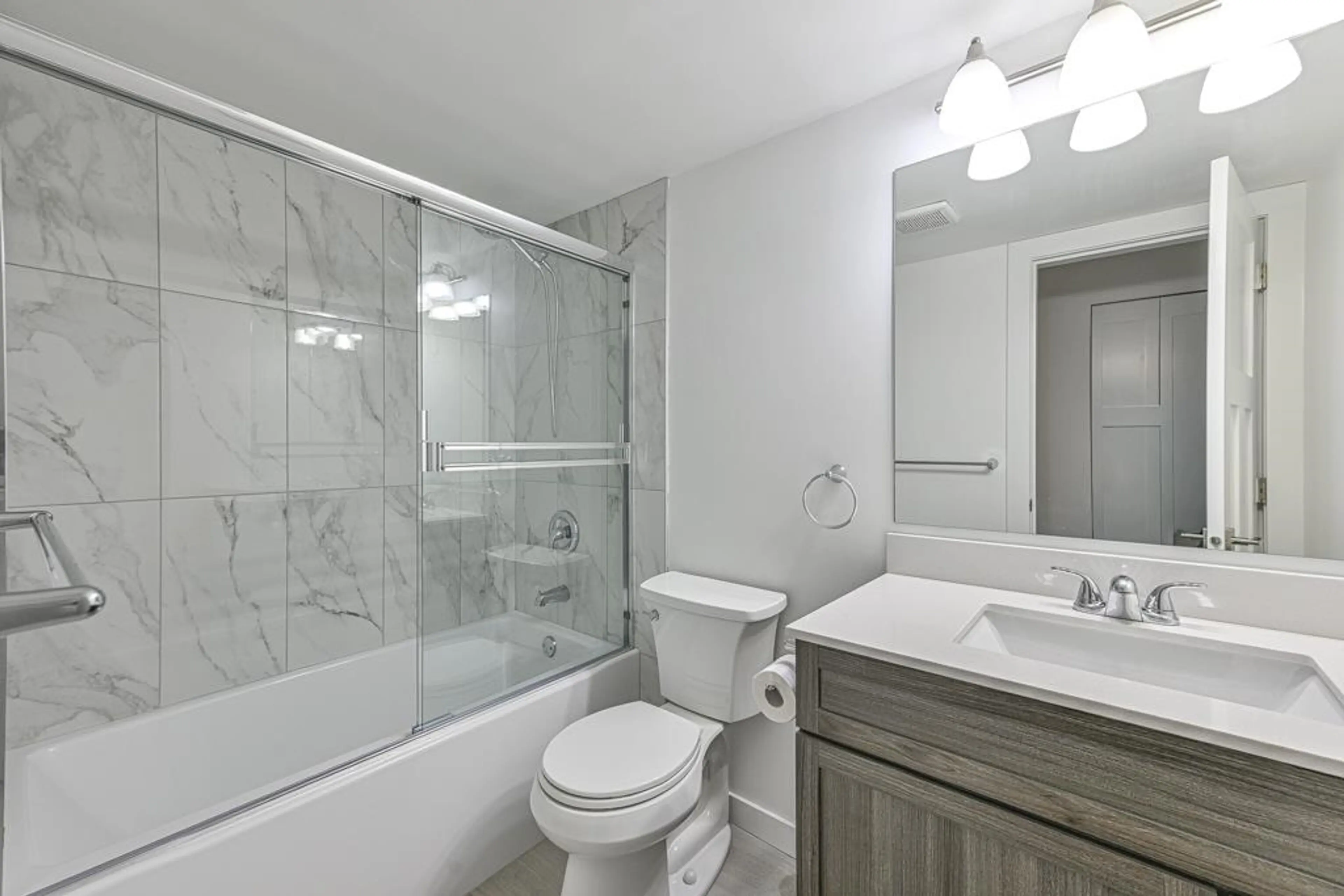 Property at #105 312 CARNARVON STREET, New Westminster, BC