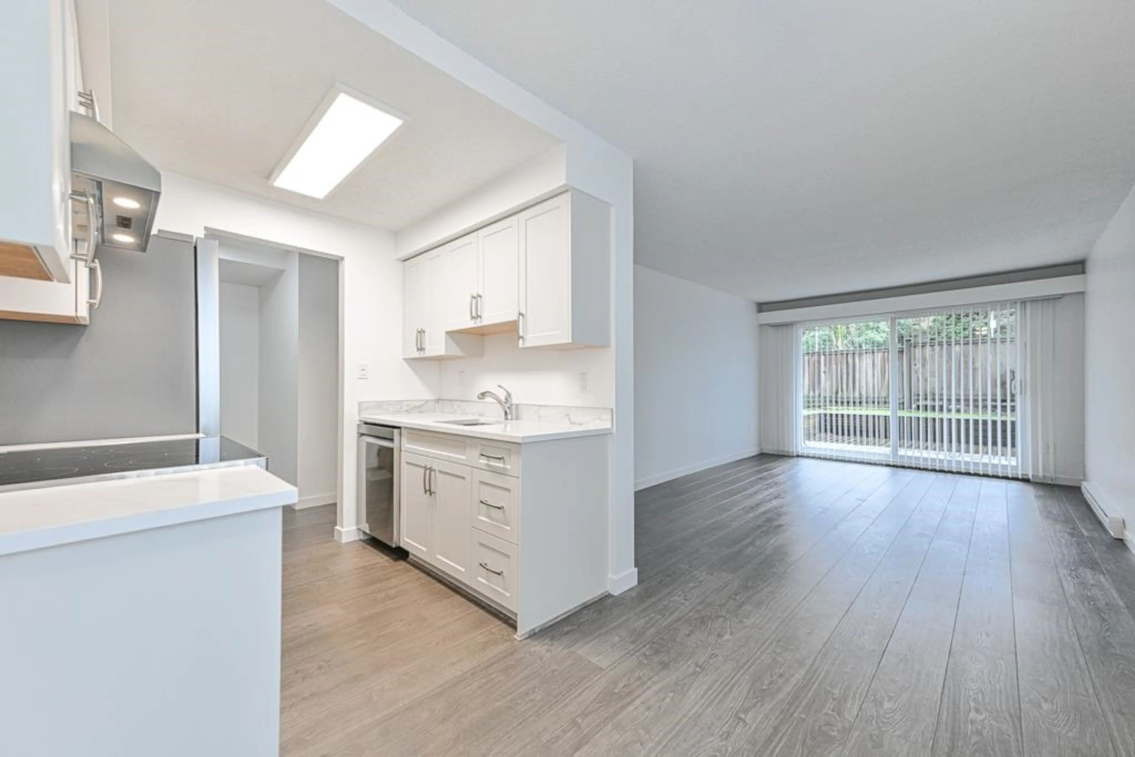 Property at #105 312 CARNARVON STREET, New Westminster, BC