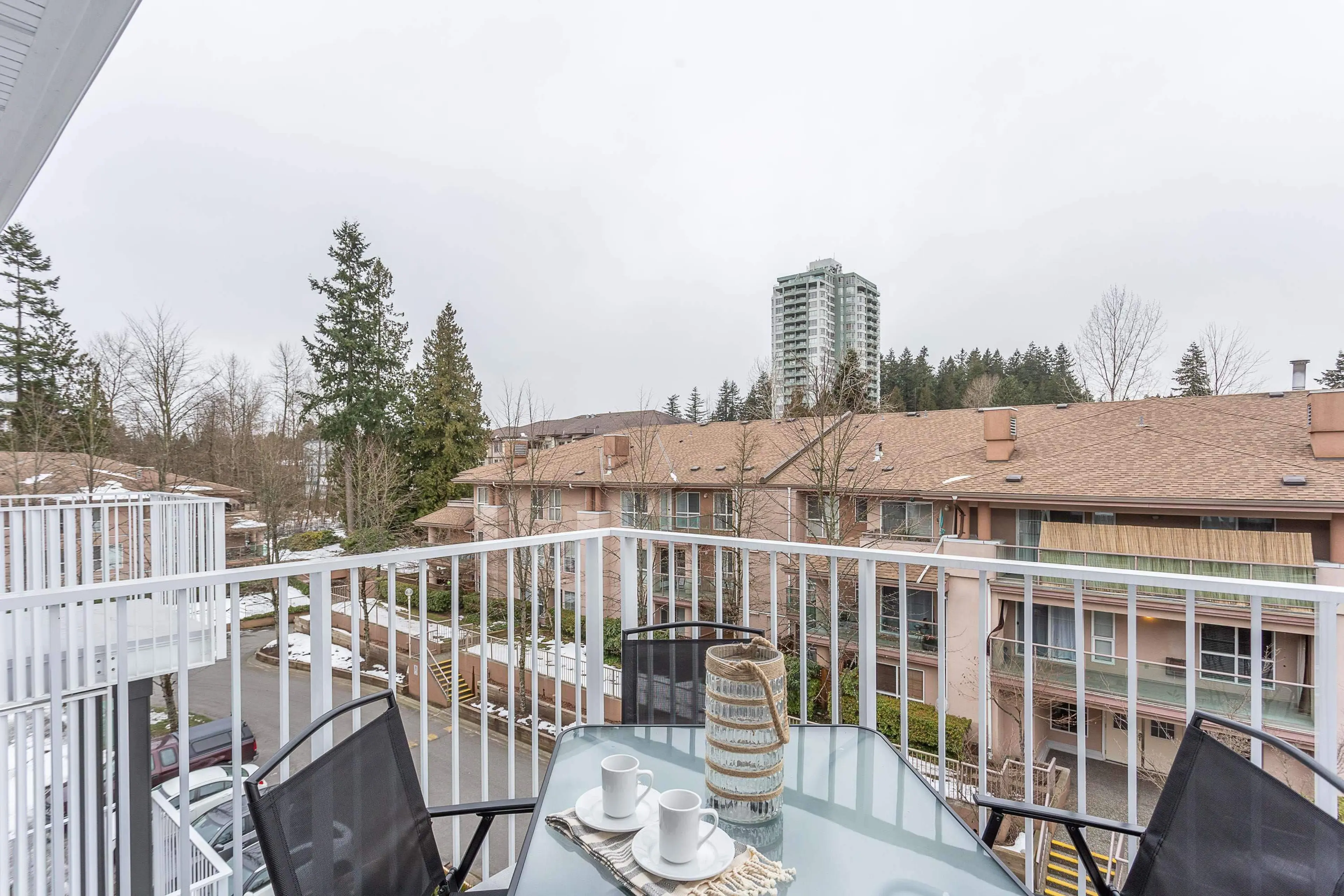 Property at #408 14968 101A AVENUE, Surrey, BC