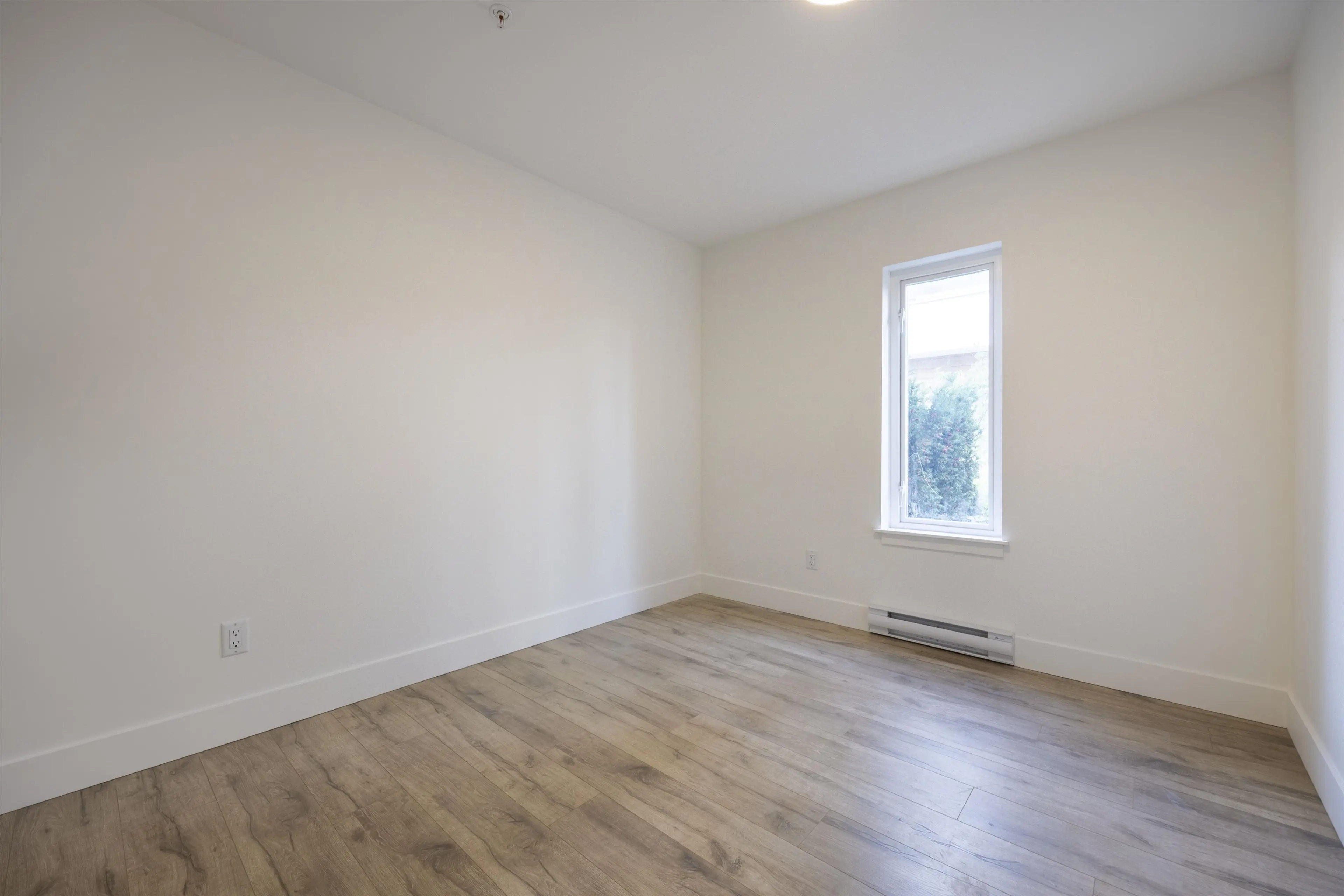 Property at #11 6328 KING GEORGE BOULEVARD, Surrey, BC