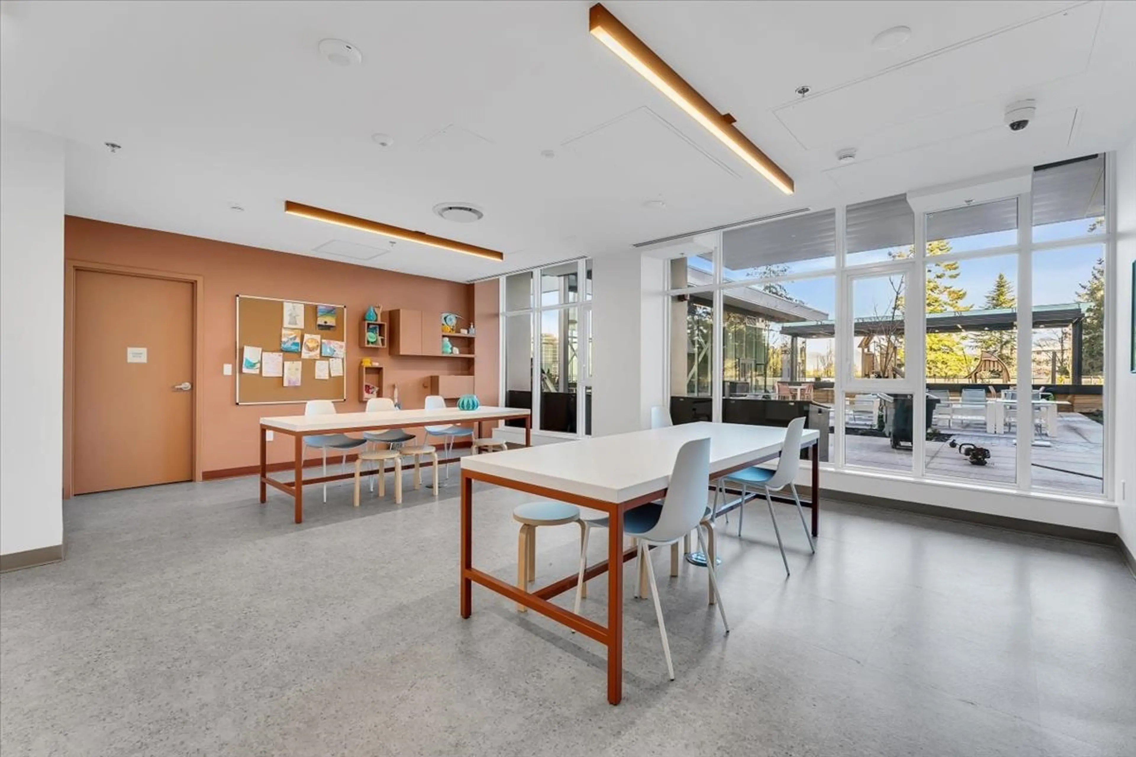 Property at #1212 13675 107A AVENUE, Surrey, BC