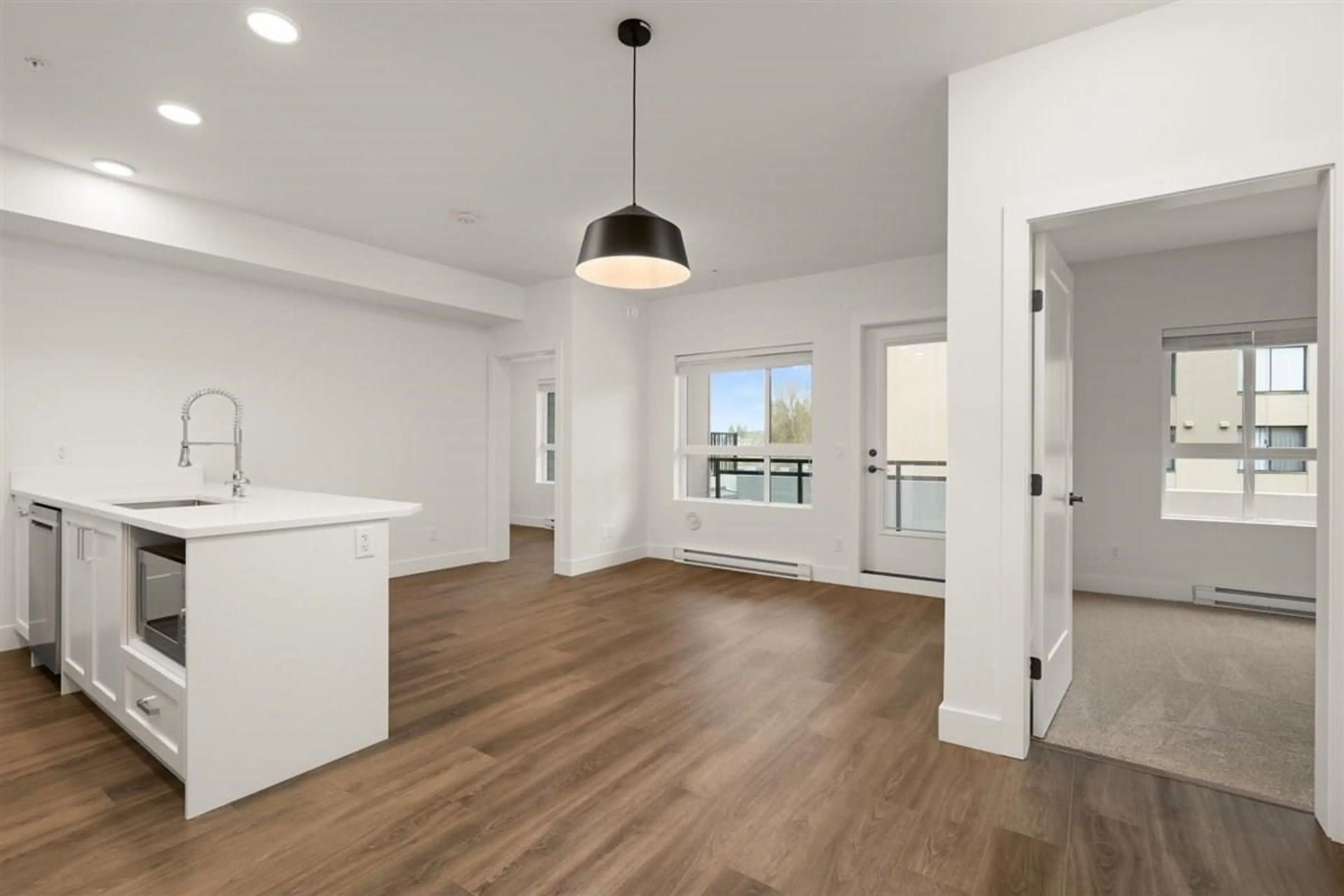 Property at #101 33568 GEORGE FERGUSON WAY, Abbotsford, BC