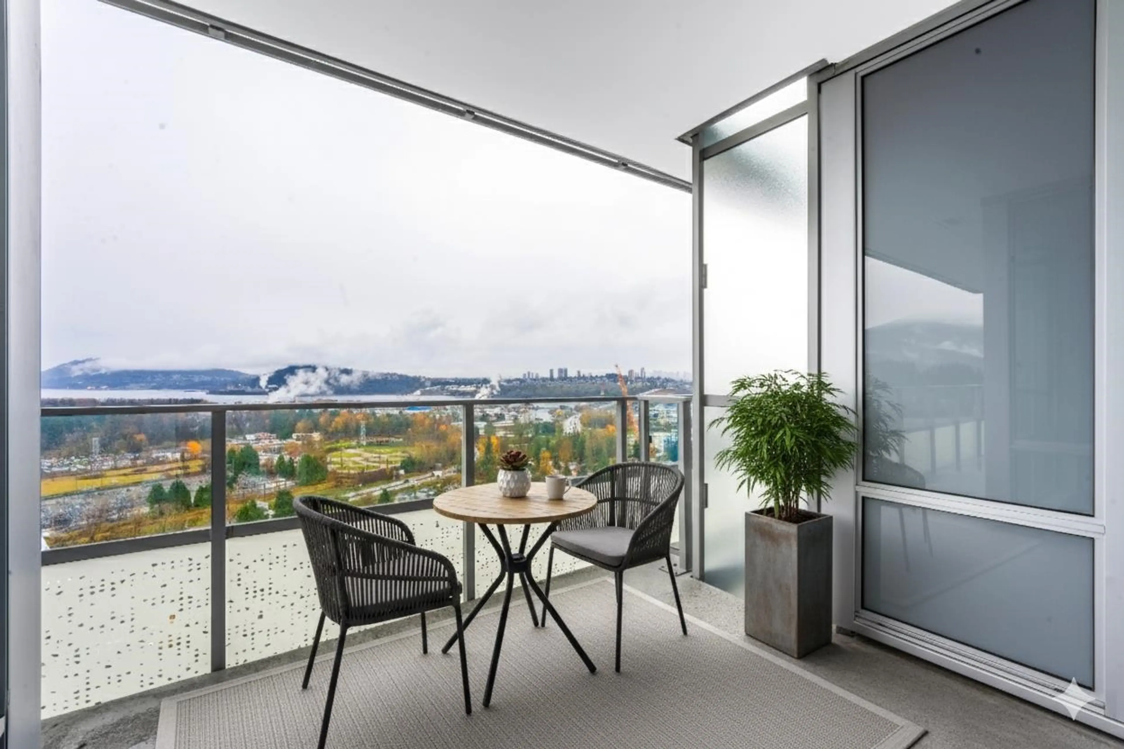 Property at #3002 1500 FERN STREET, North Vancouver, BC