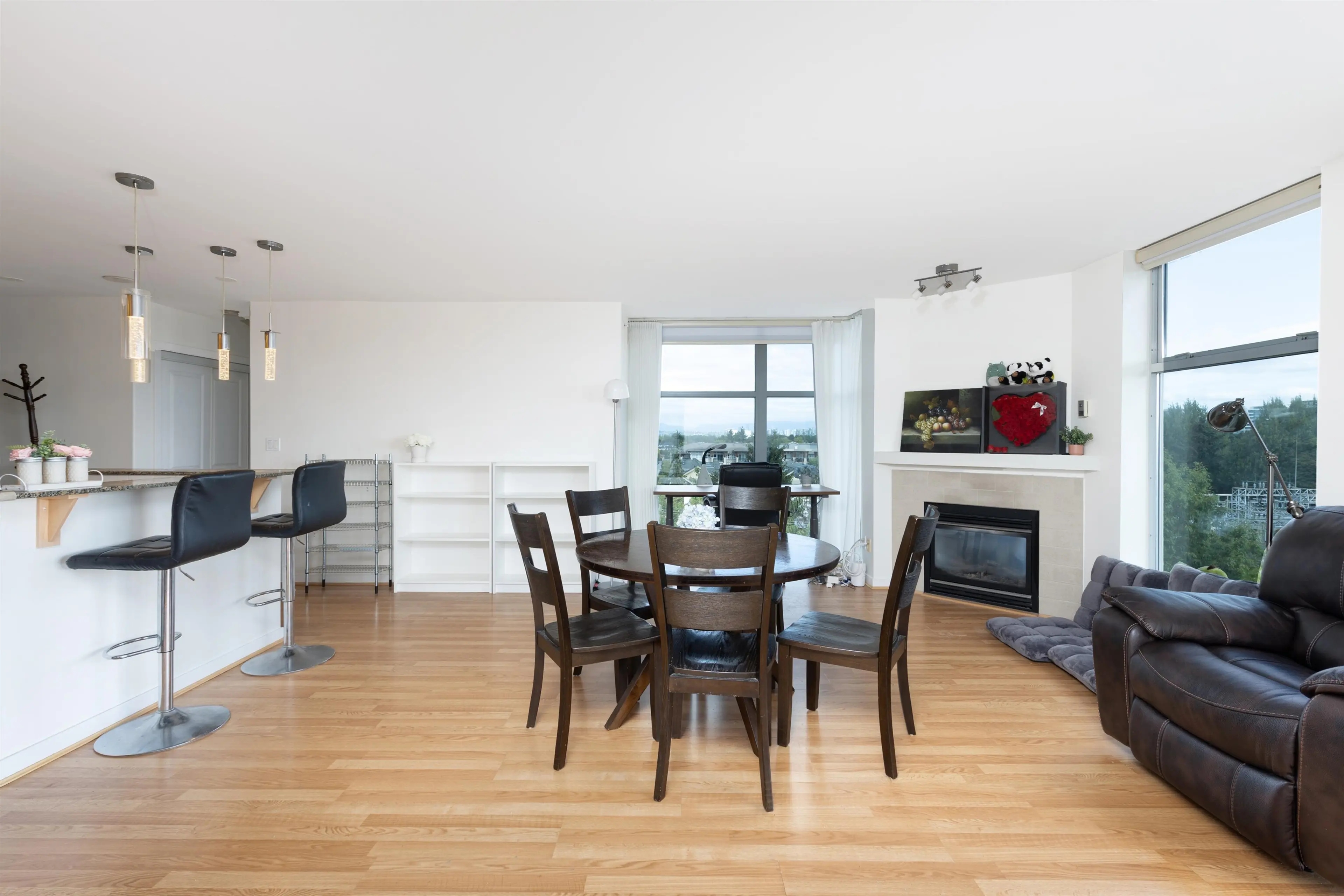 Property at #702 8460 GRANVILLE AVENUE, Richmond, BC