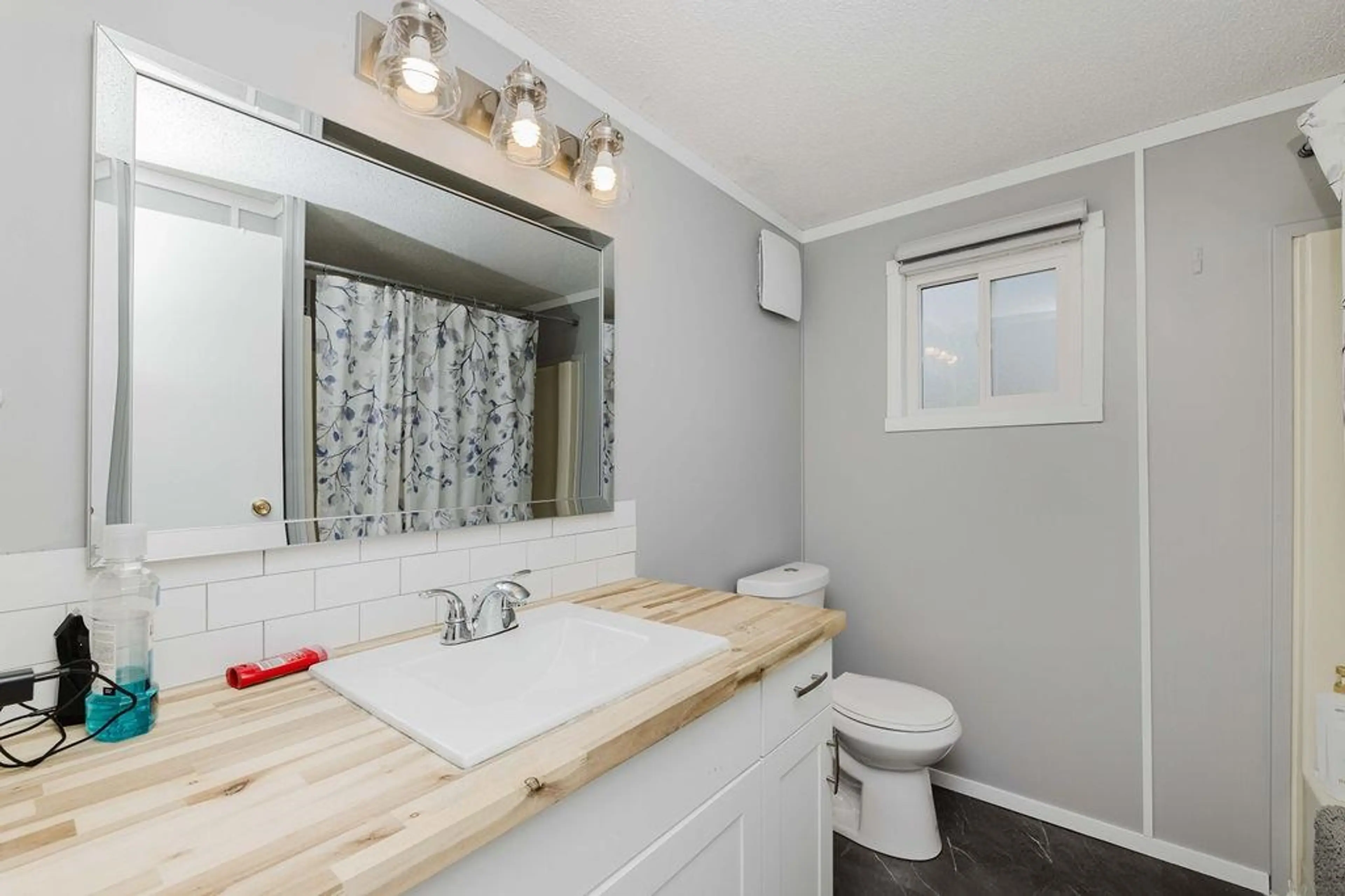 Property at #69 1413 SUNSHINE COAST HIGHWAY, Gibsons, BC