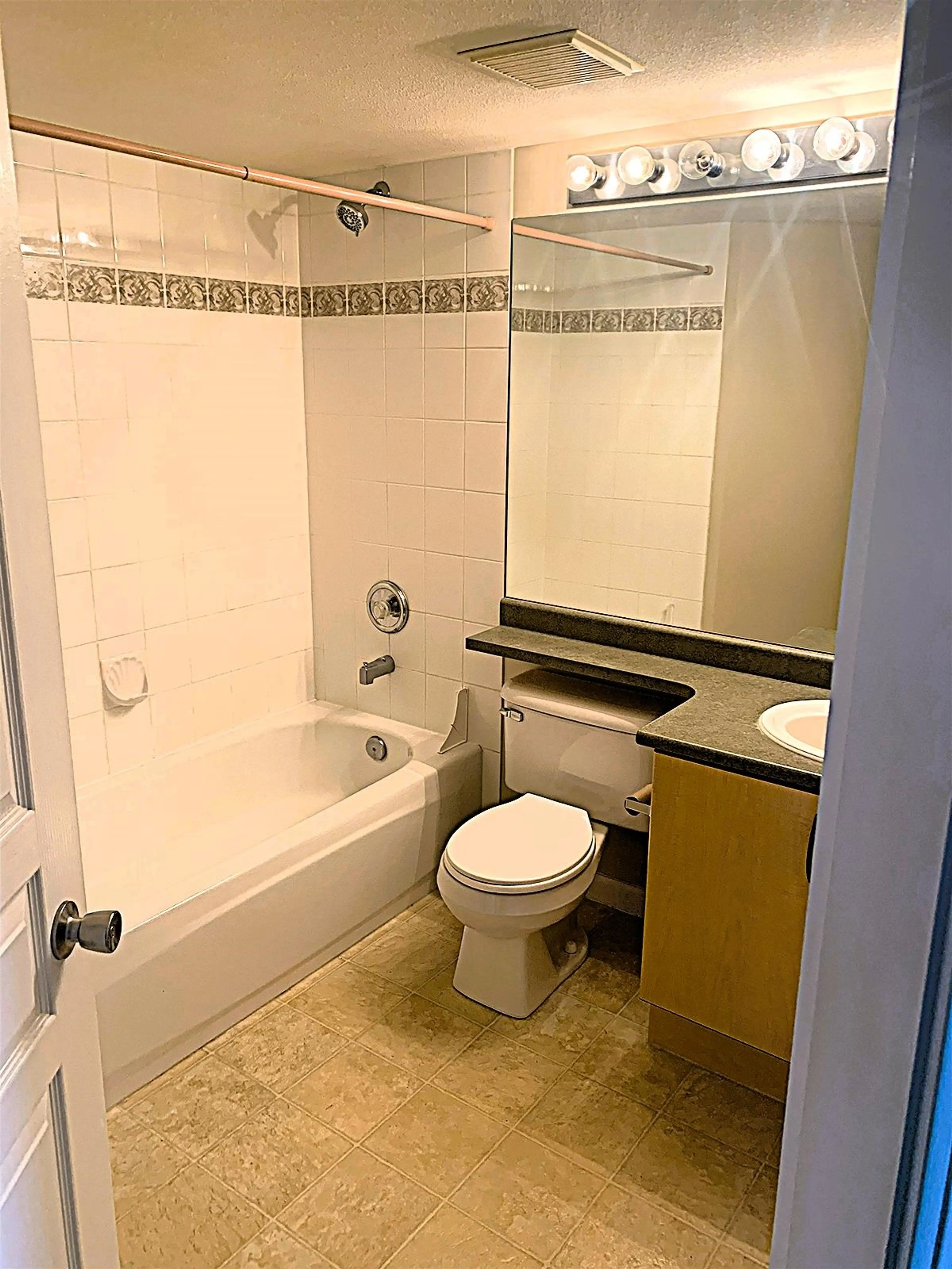 Property at #301 20200 56 AVENUE, Langley, BC