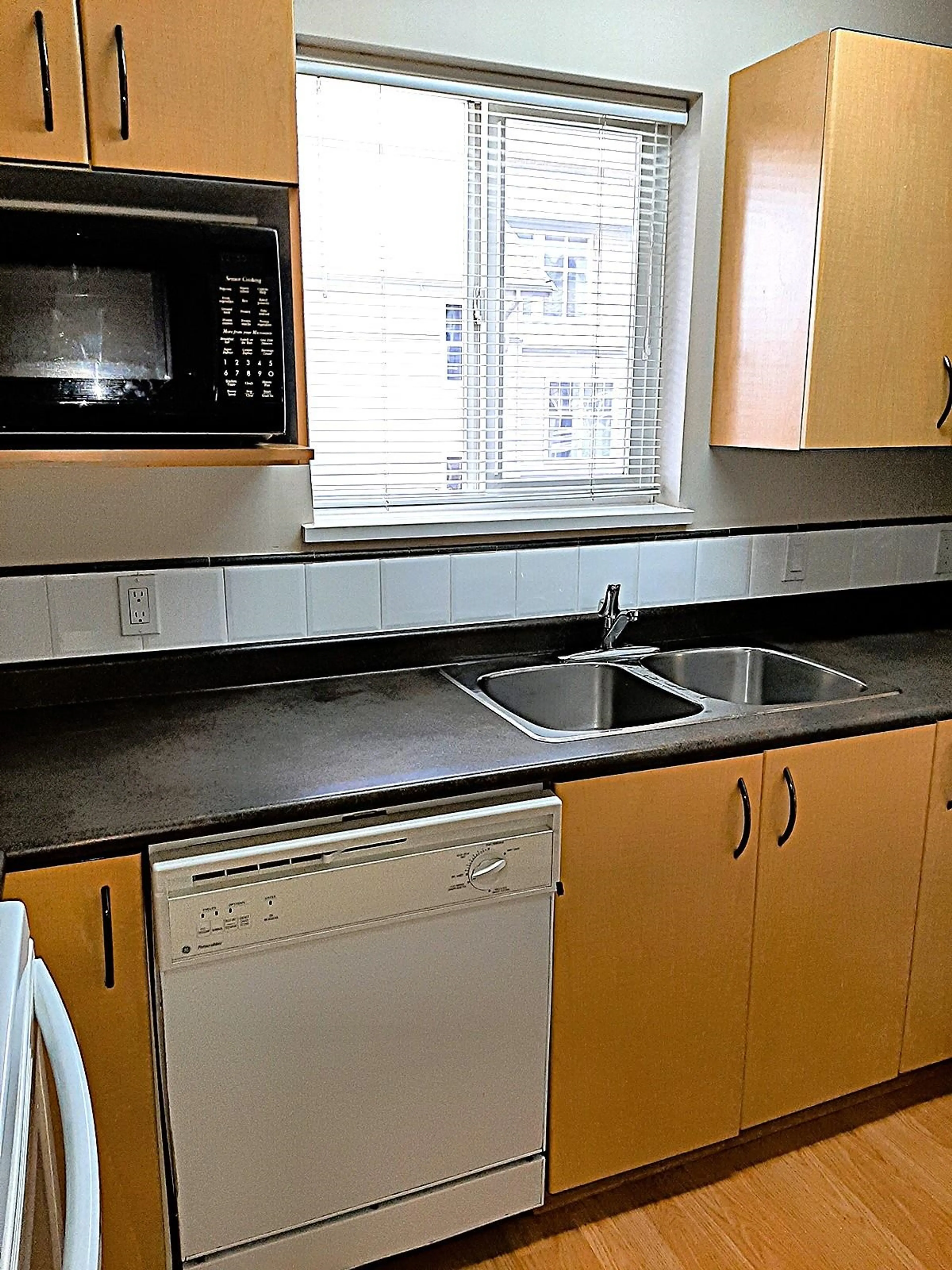 Property at #301 20200 56 AVENUE, Langley, BC