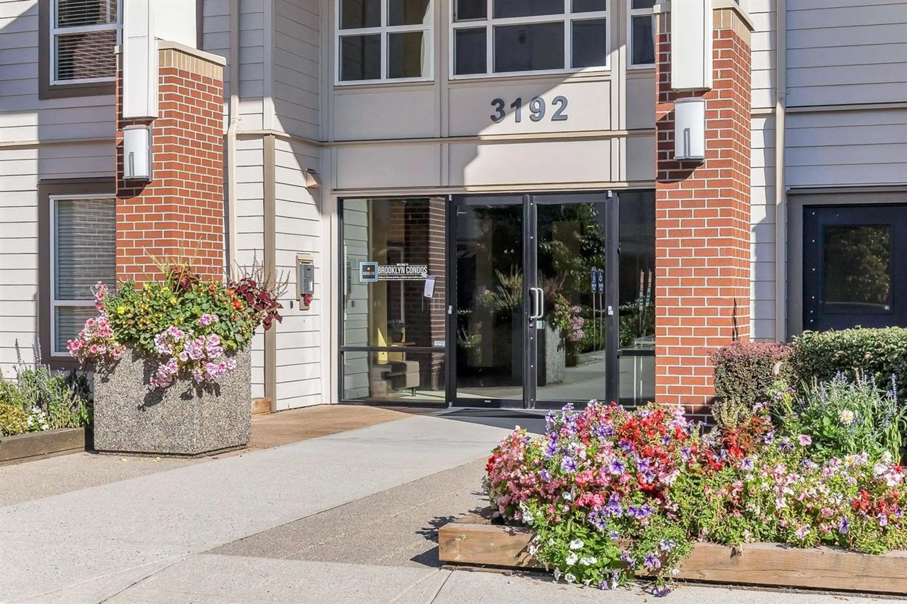 Property at #316 3192 GLADWIN ROAD, Abbotsford, BC