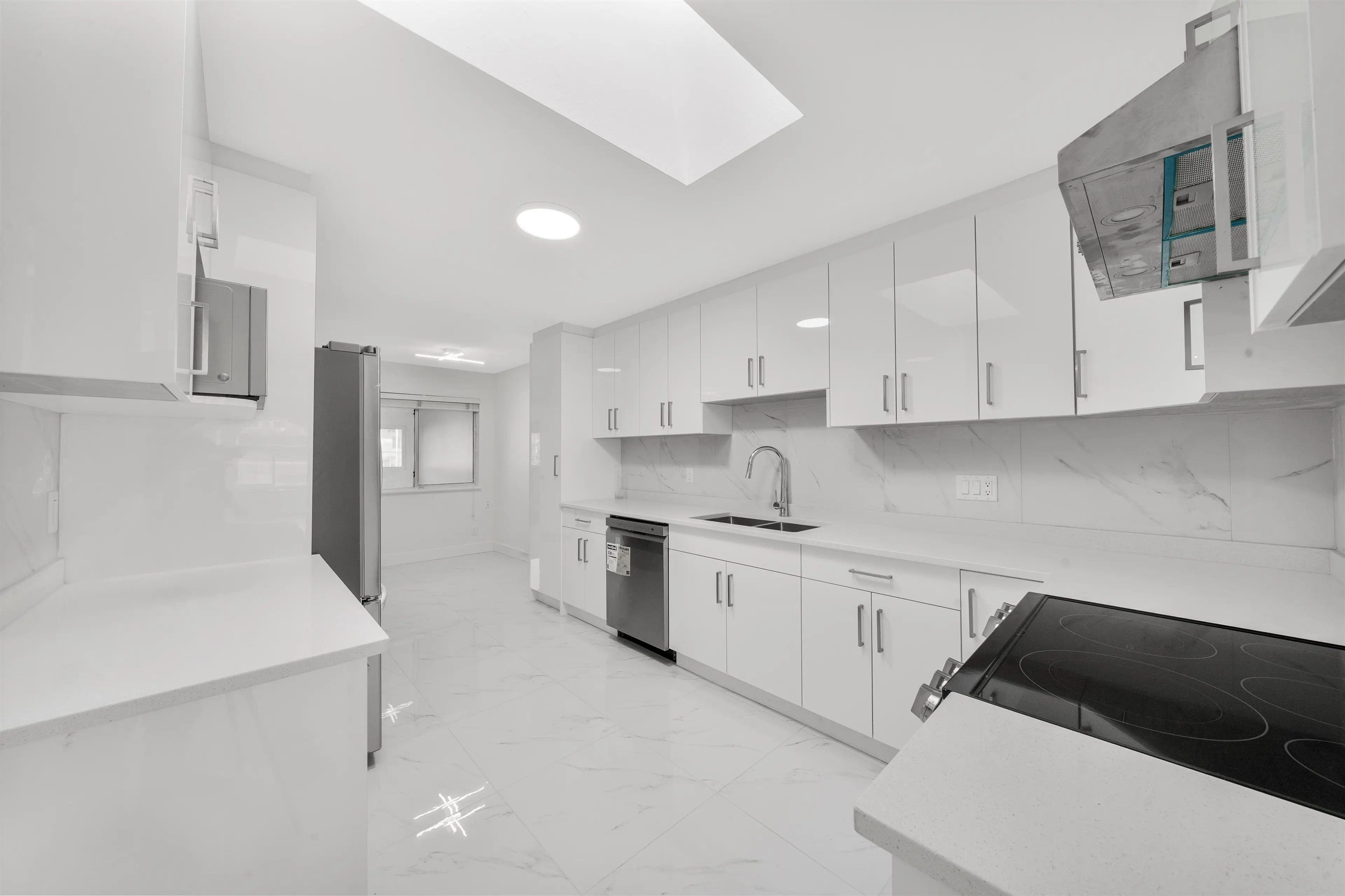 Property at 5811 SPROTT STREET, Burnaby, BC