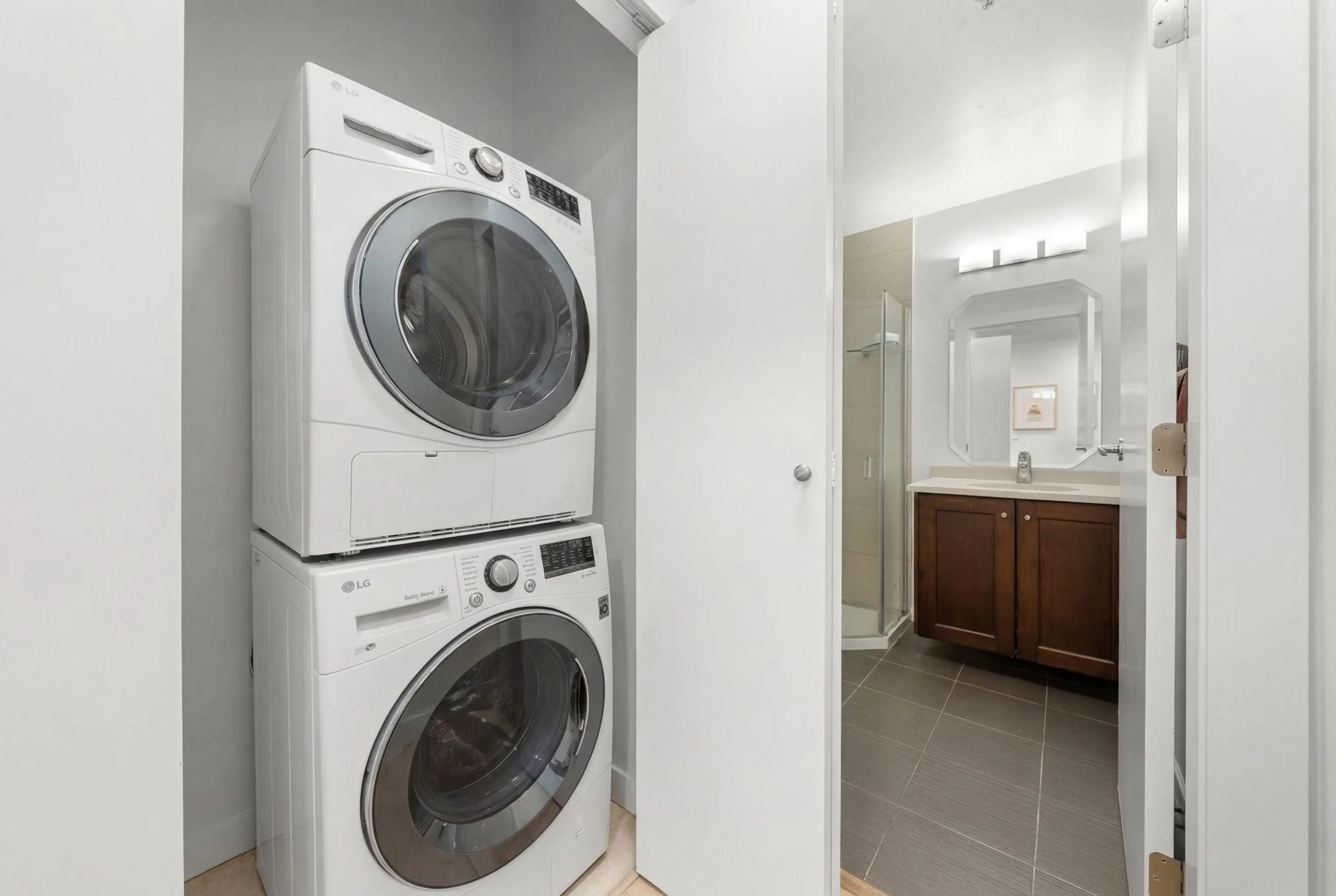 Property at #1805 928 RICHARDS STREET, Vancouver, BC