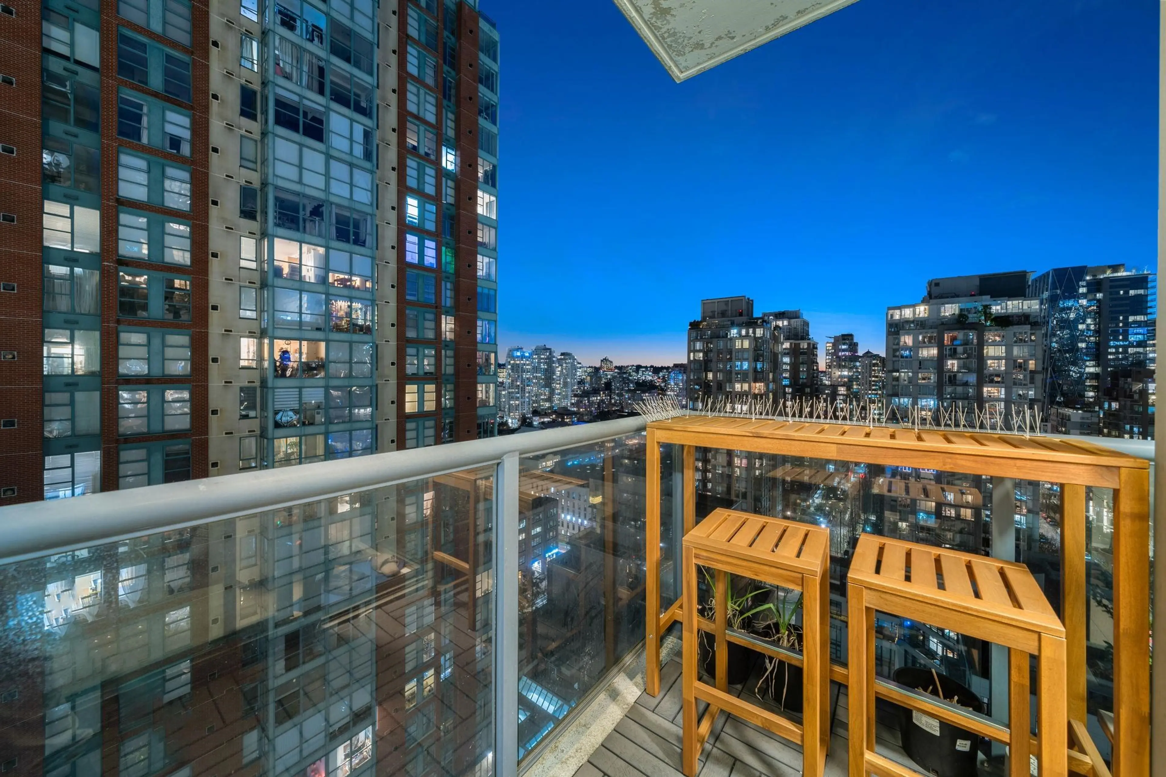 Property at #1805 928 RICHARDS STREET, Vancouver, BC