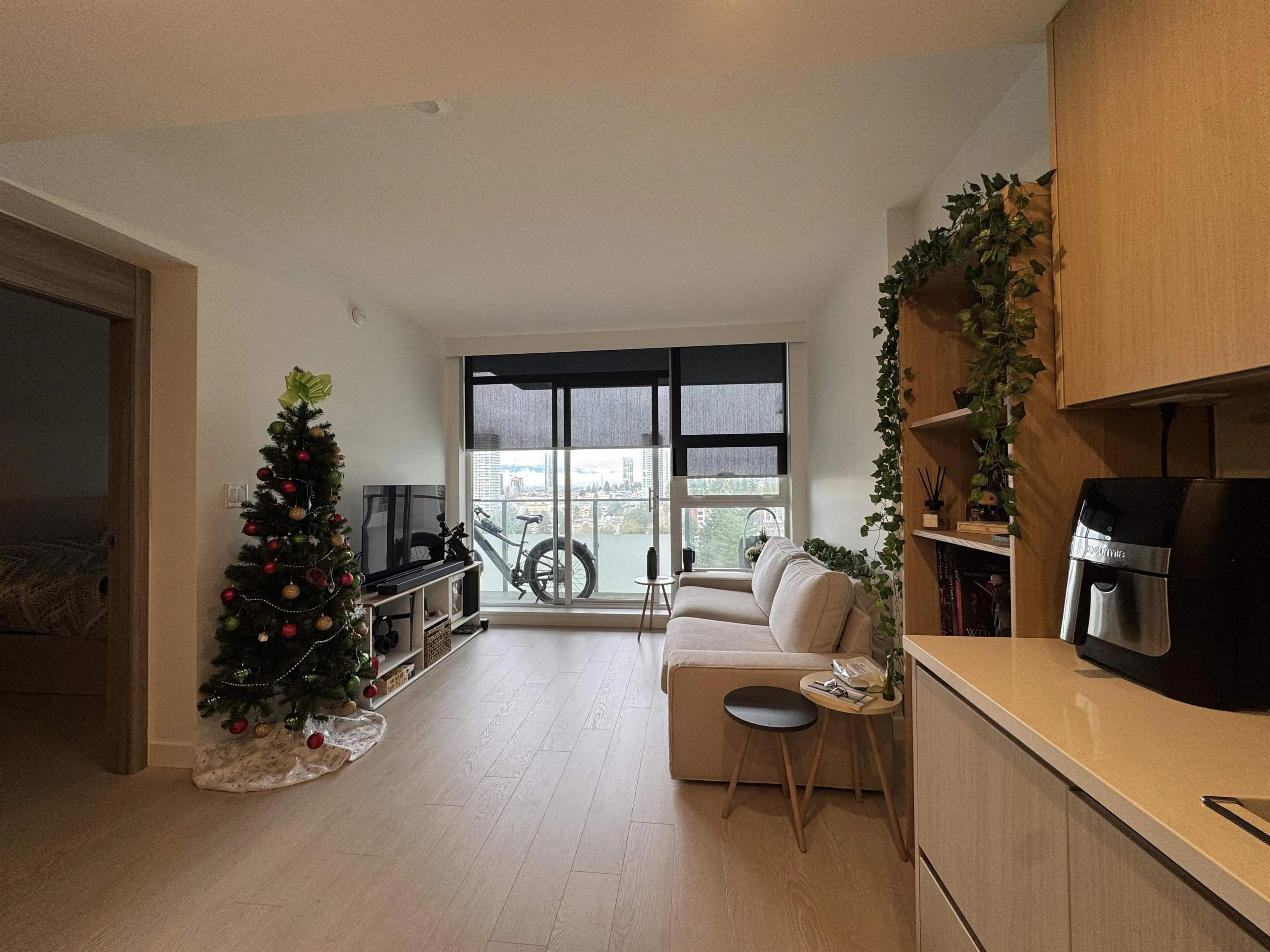 Property at #1410 13768 100 AVENUE, Surrey, BC