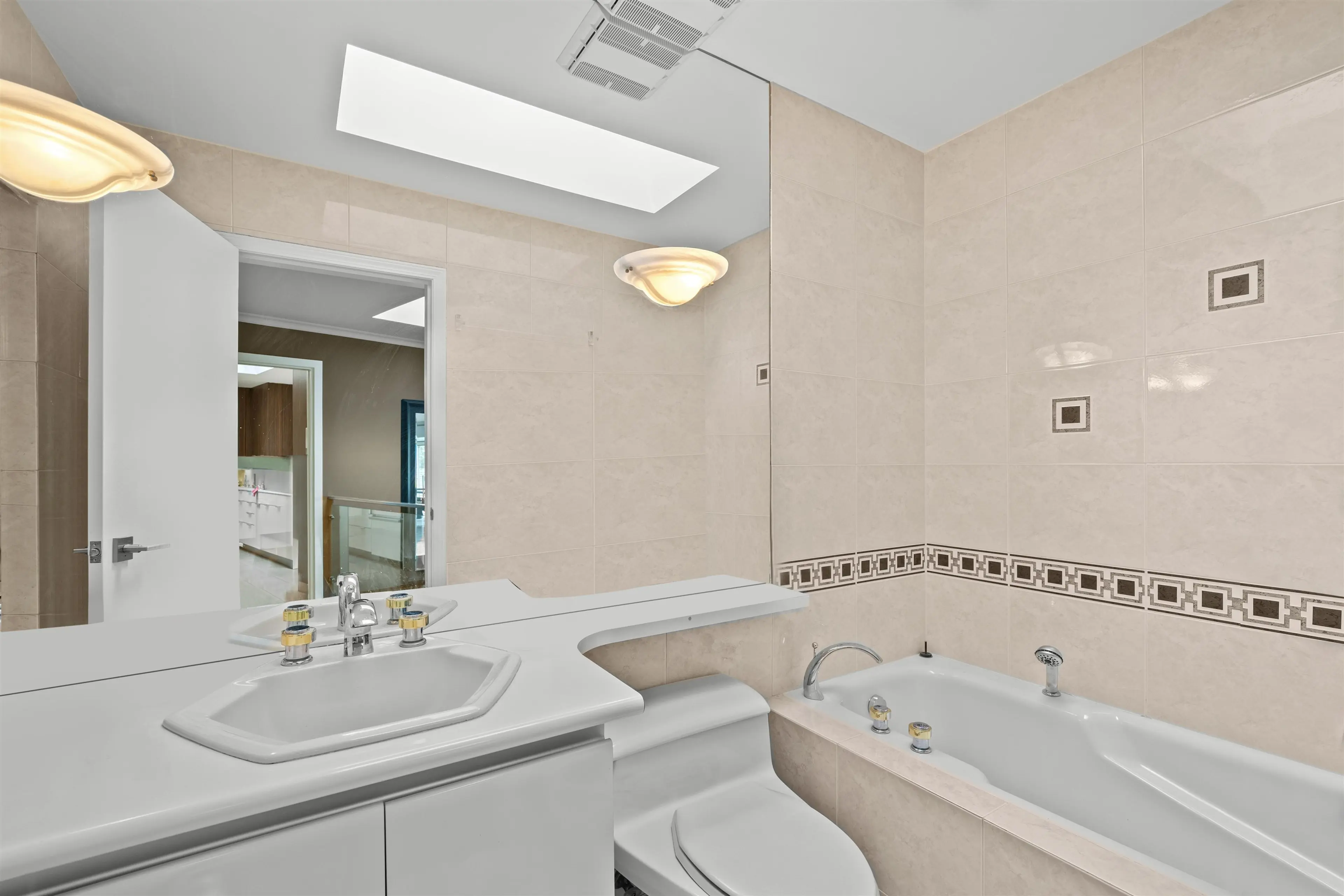 Property at 4579 WOODGREEN COURT, West Vancouver, BC