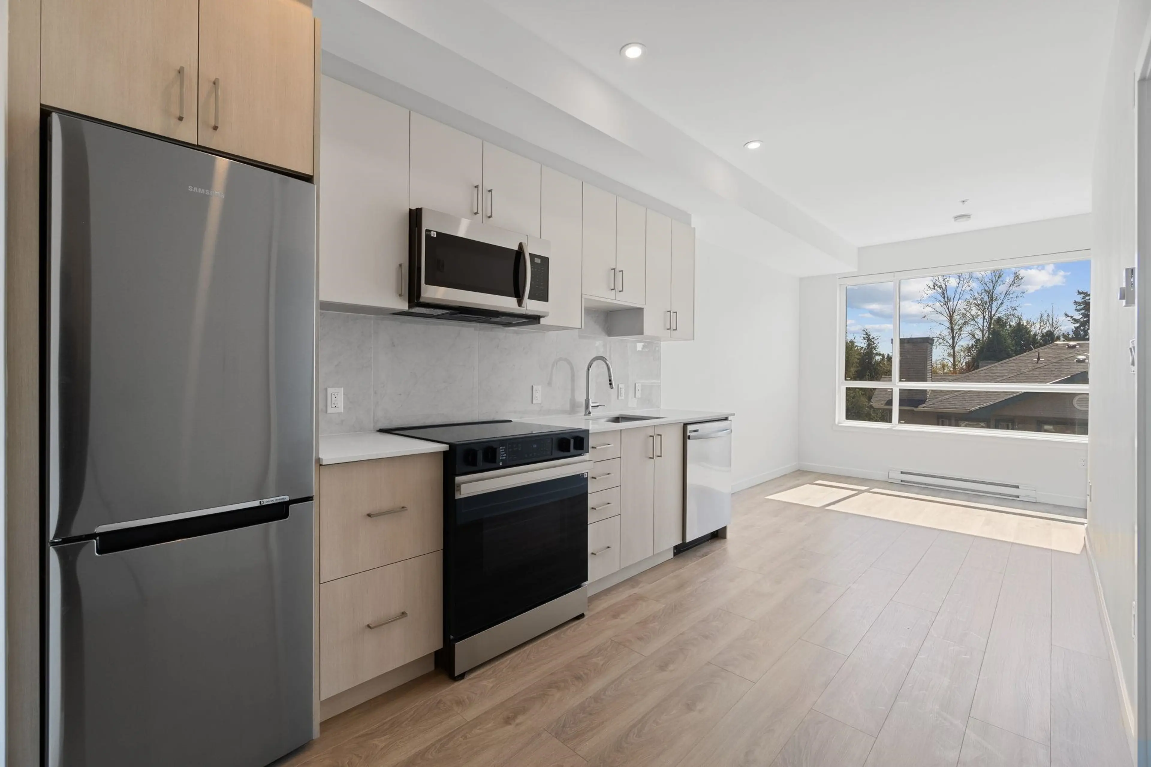 Property at #W412 13838 108 AVENUE, Surrey, BC