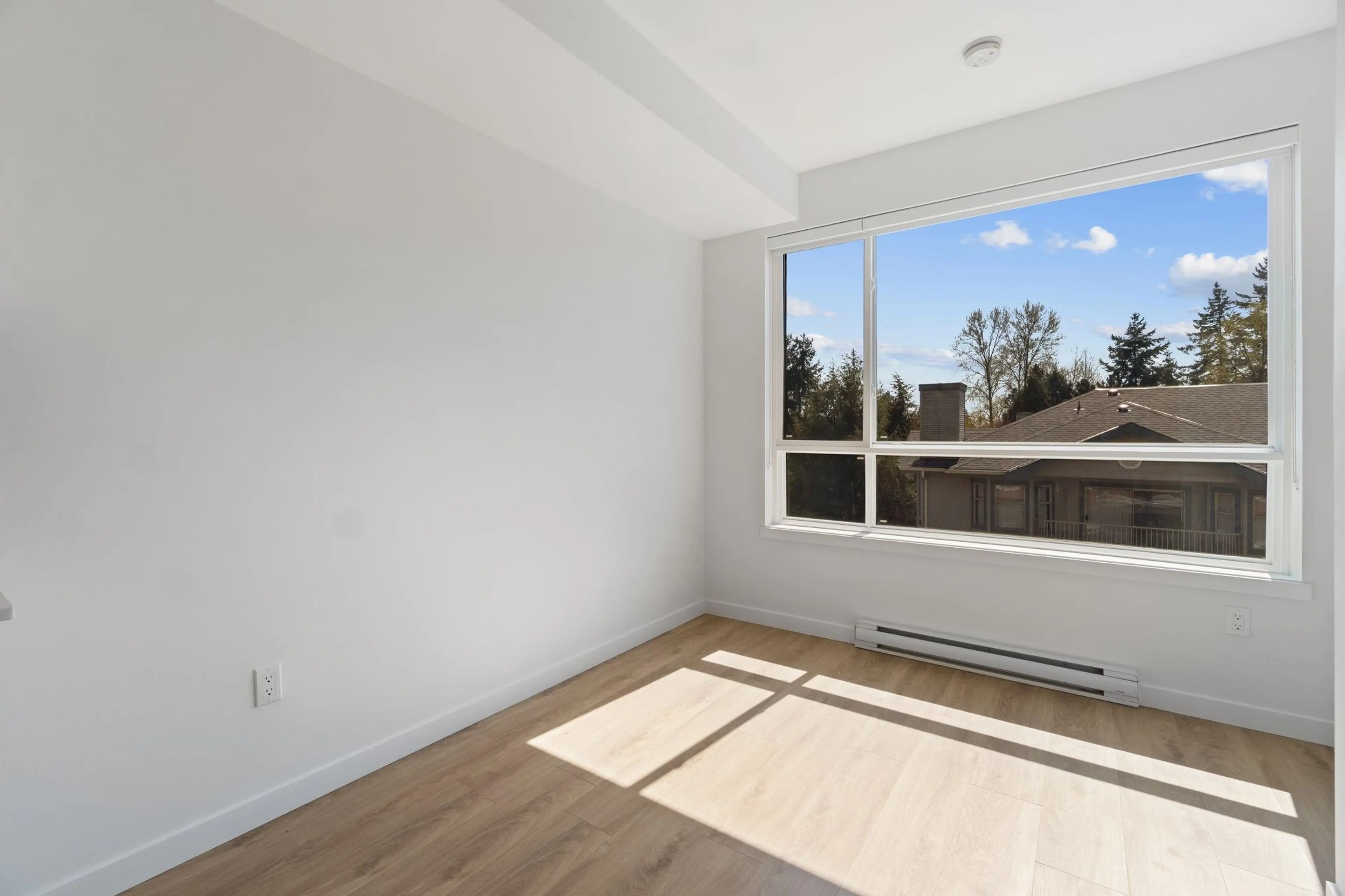 Property at #W412 13838 108 AVENUE, Surrey, BC