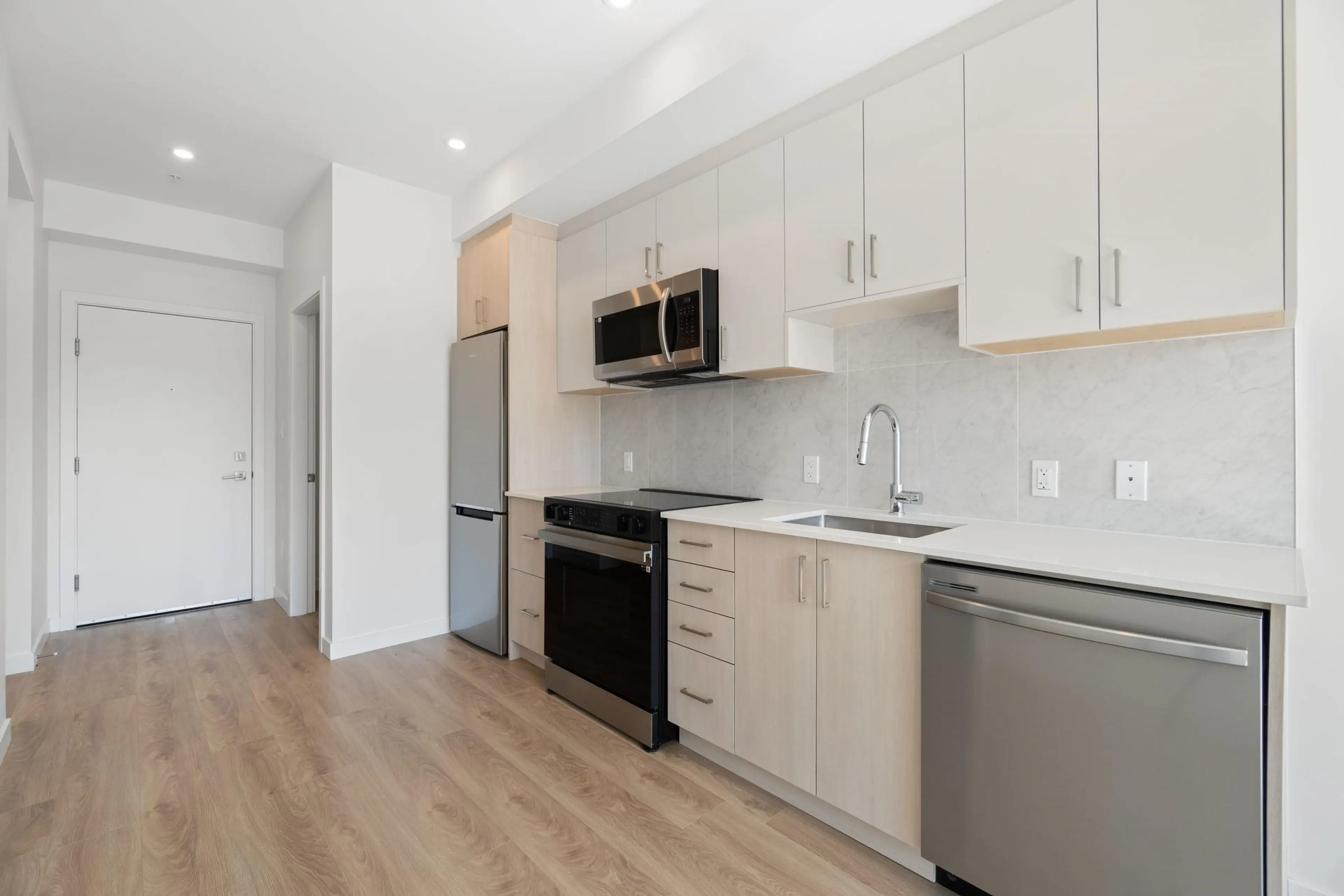 Property at #W412 13838 108 AVENUE, Surrey, BC