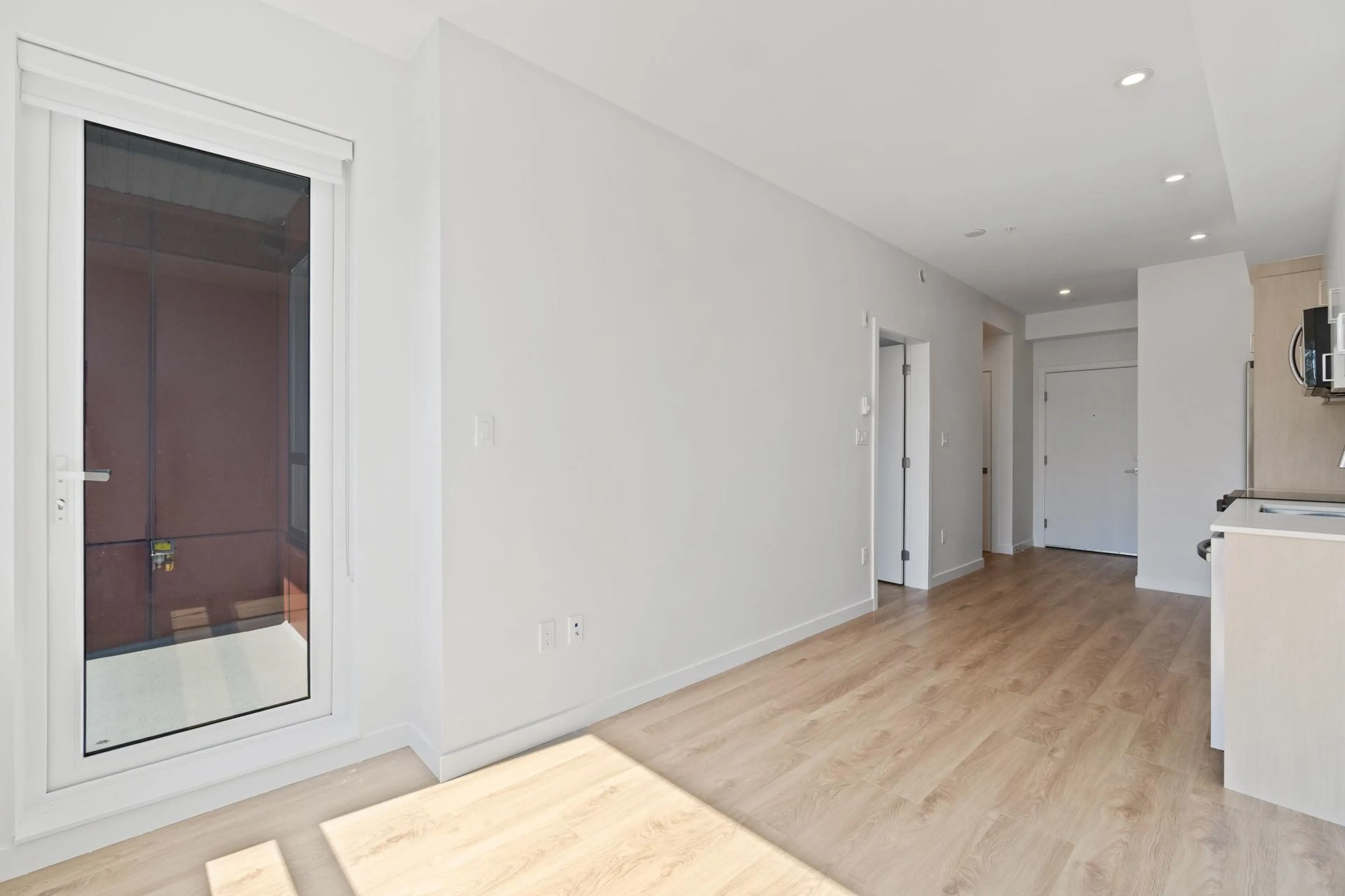 Property at #W412 13838 108 AVENUE, Surrey, BC