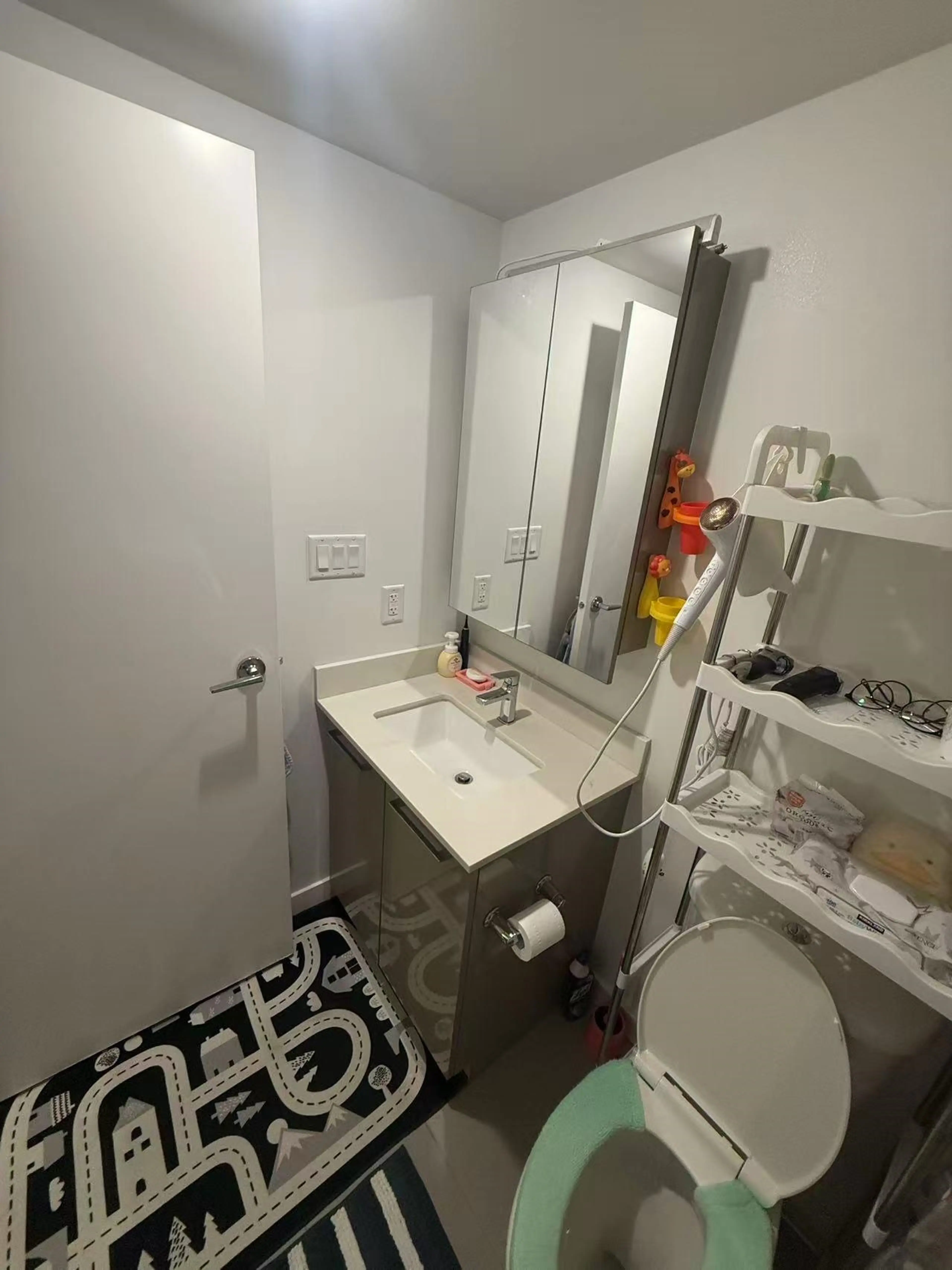 Property at #605 7708 ALDERBRIDGE WAY, Richmond, BC