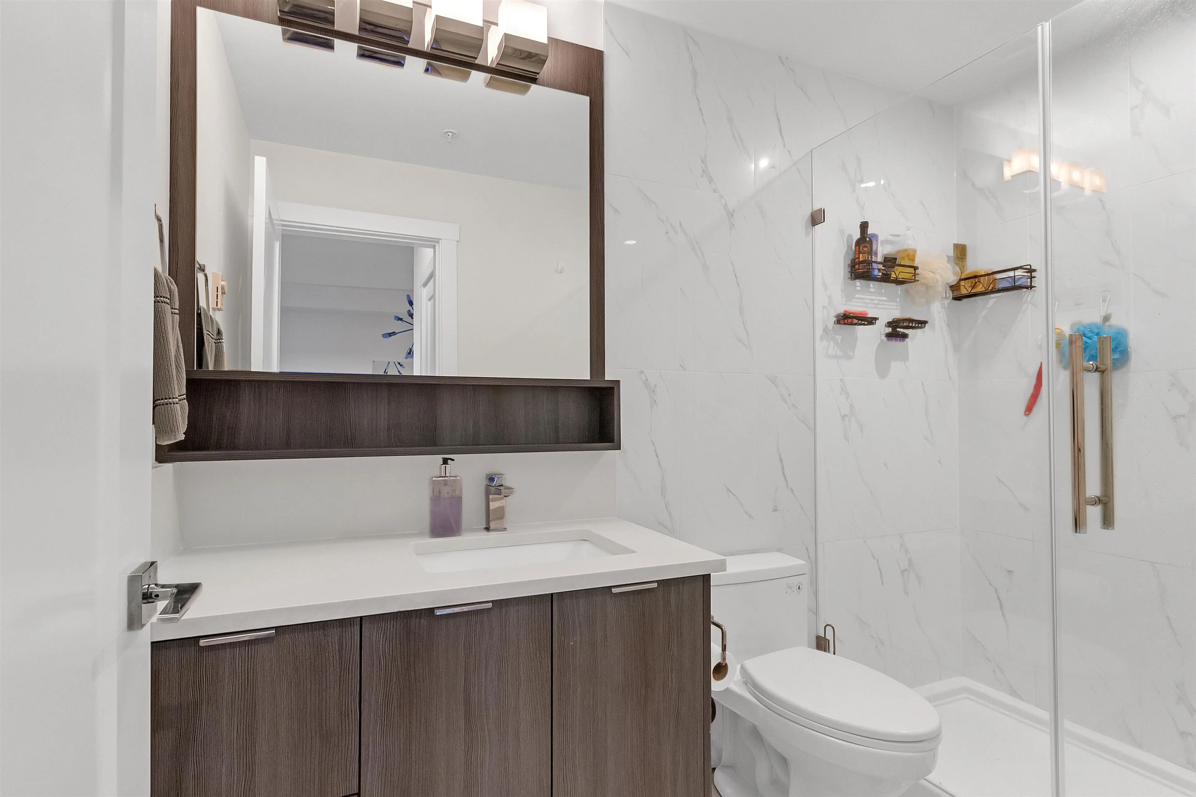 Property at #405 14438 72 AVENUE, Surrey, BC