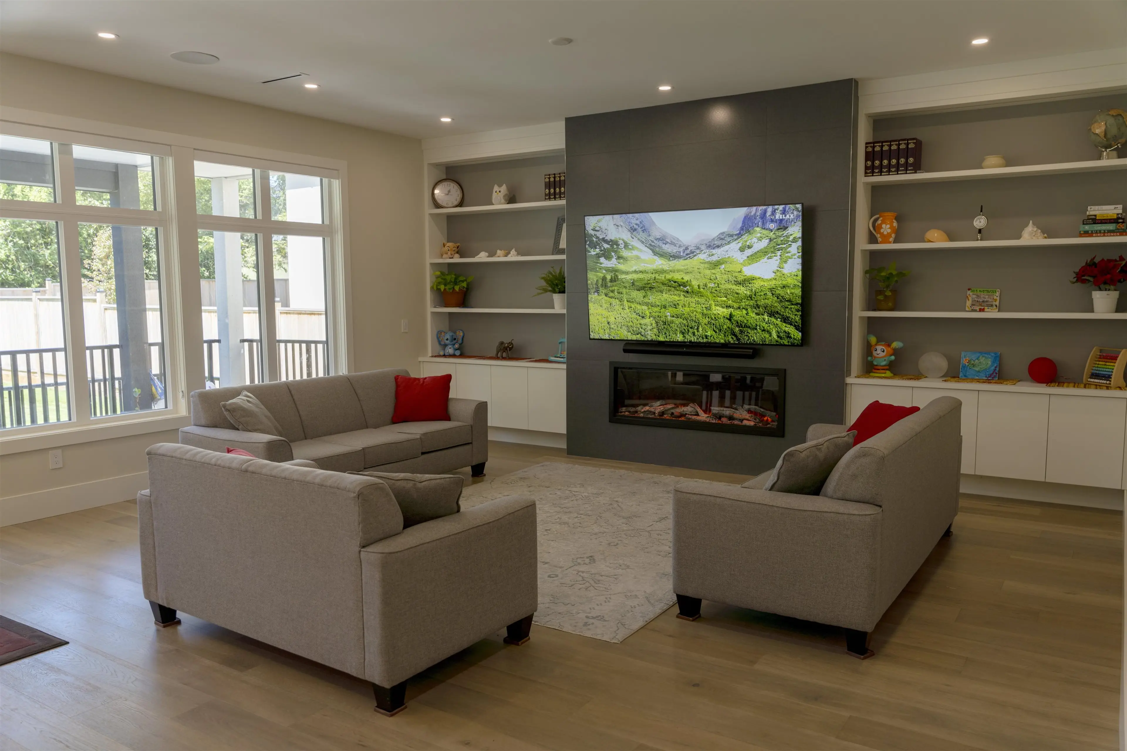 Property at 937 160B STREET, Surrey, BC