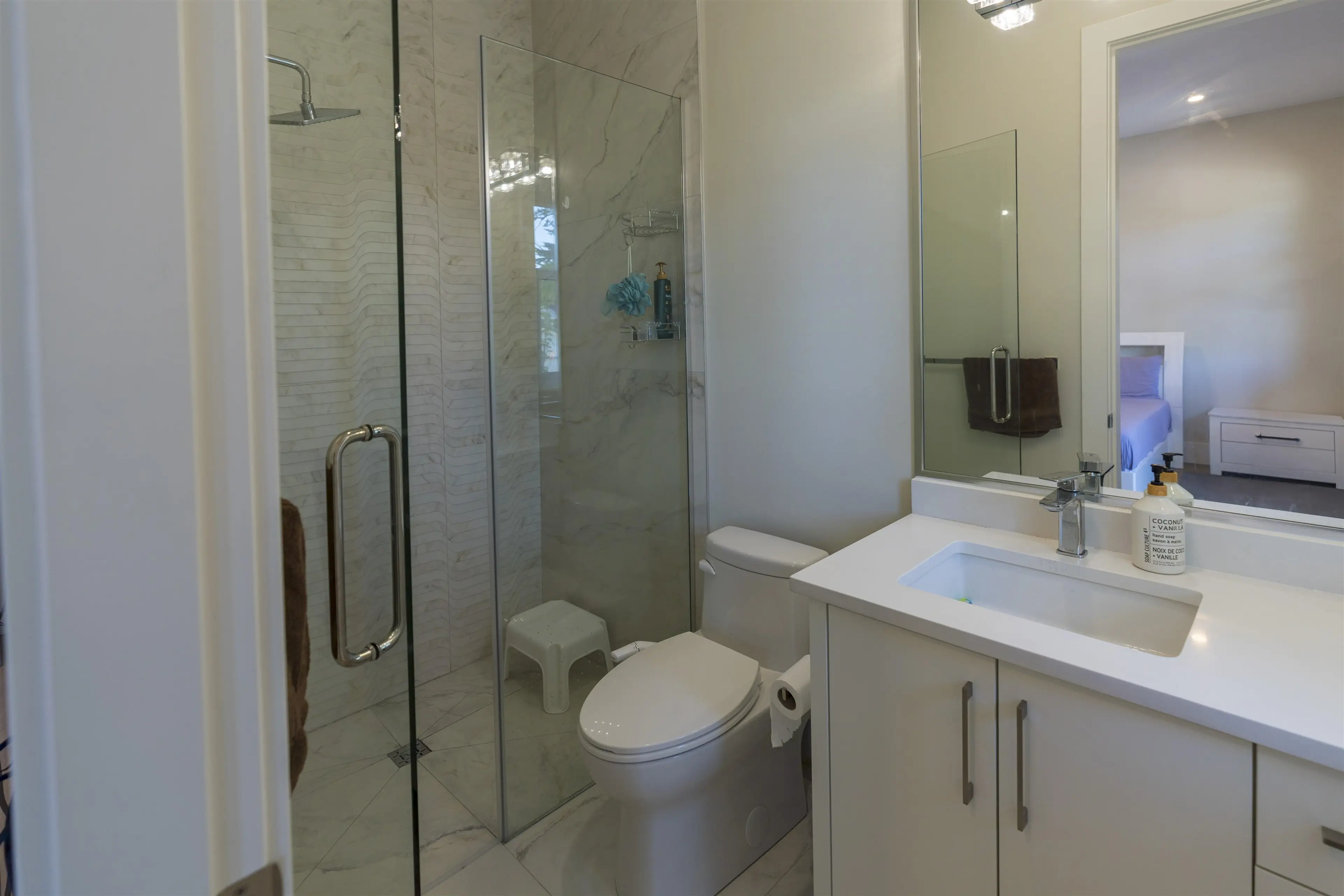 Property at 937 160B STREET, Surrey, BC