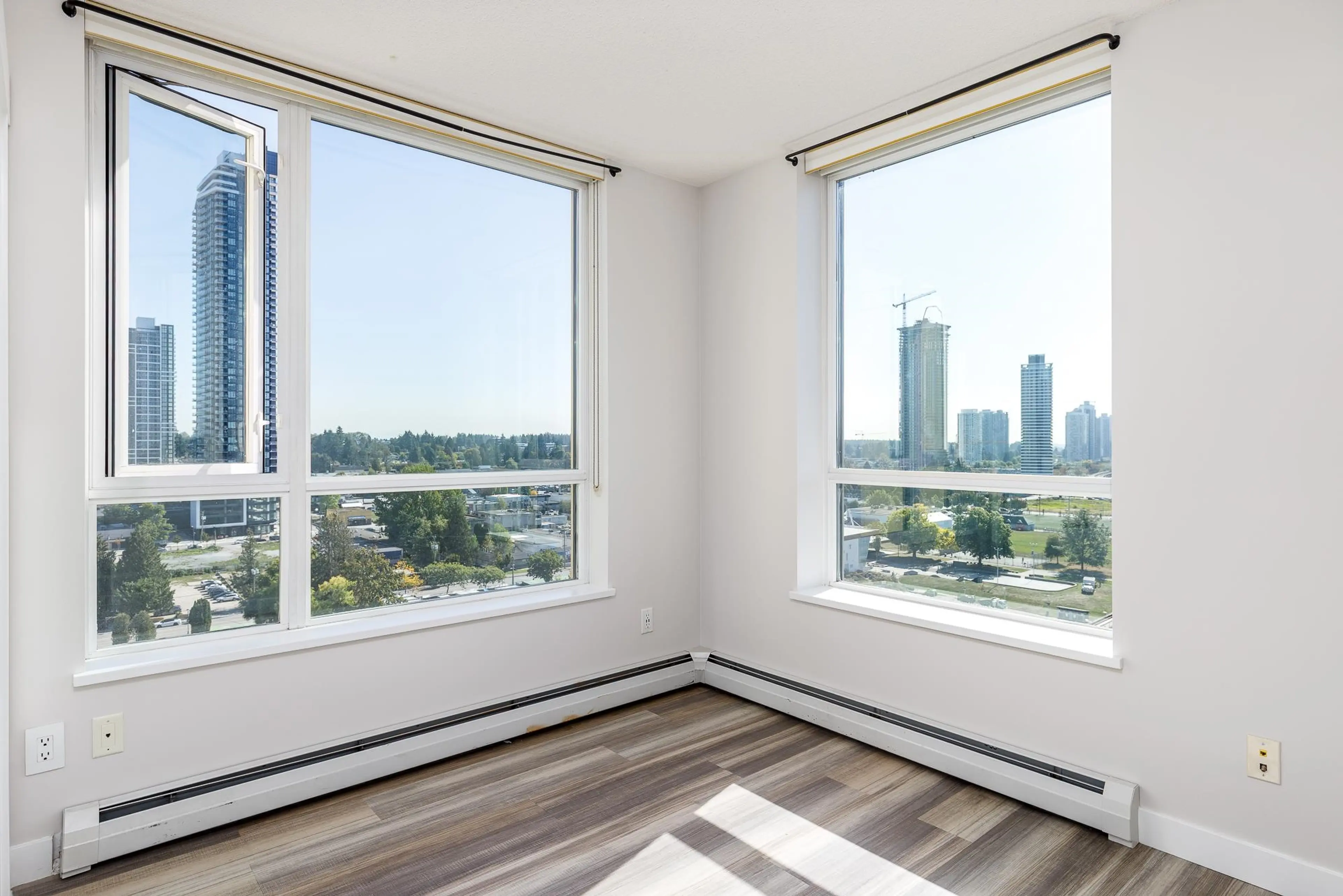 Property at #1603 10777 UNIVERSITY DRIVE, Surrey, BC