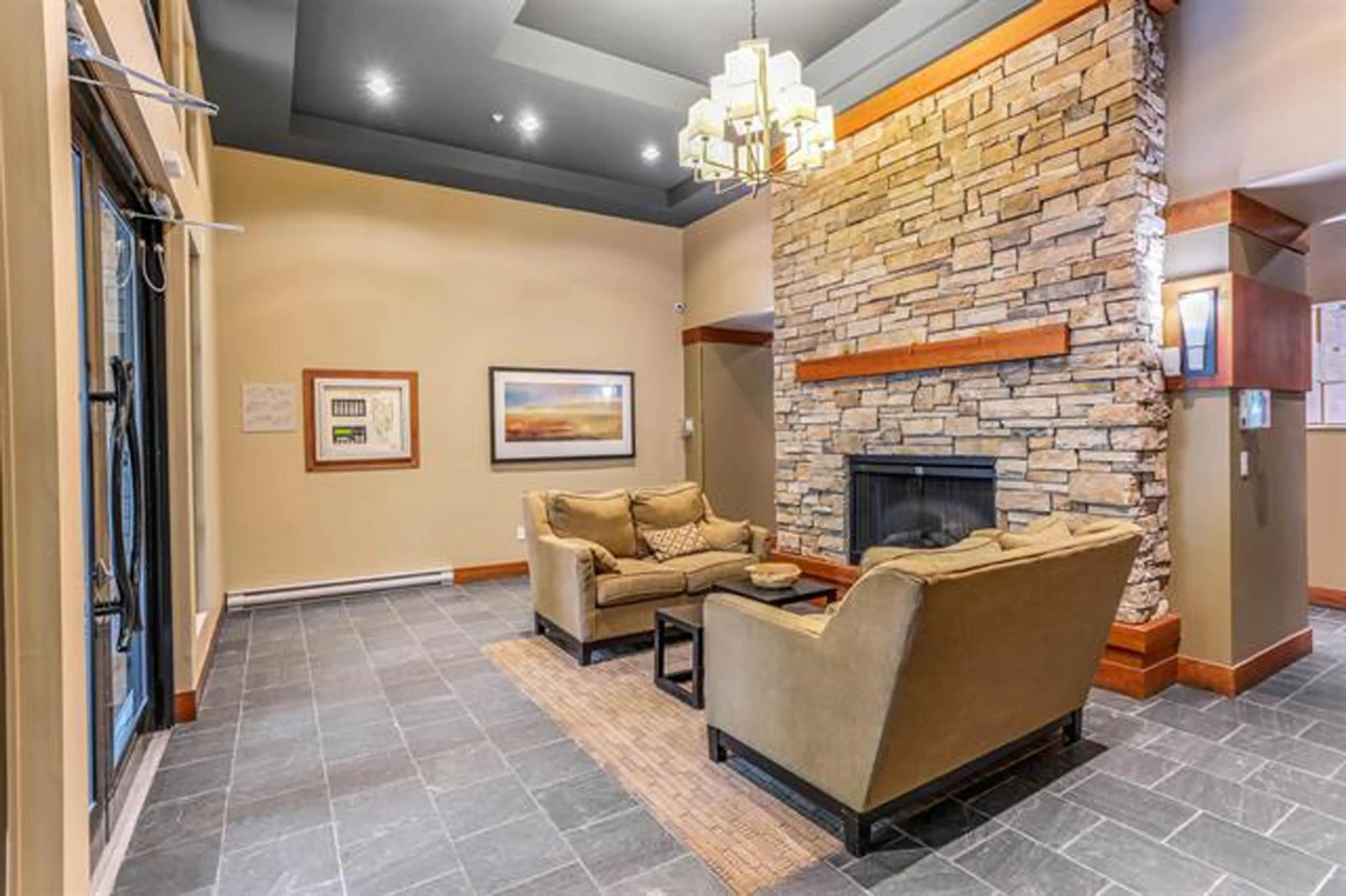 Property at #402 3082 DAYANEE SPRINGS BOULEVARD, Coquitlam, BC