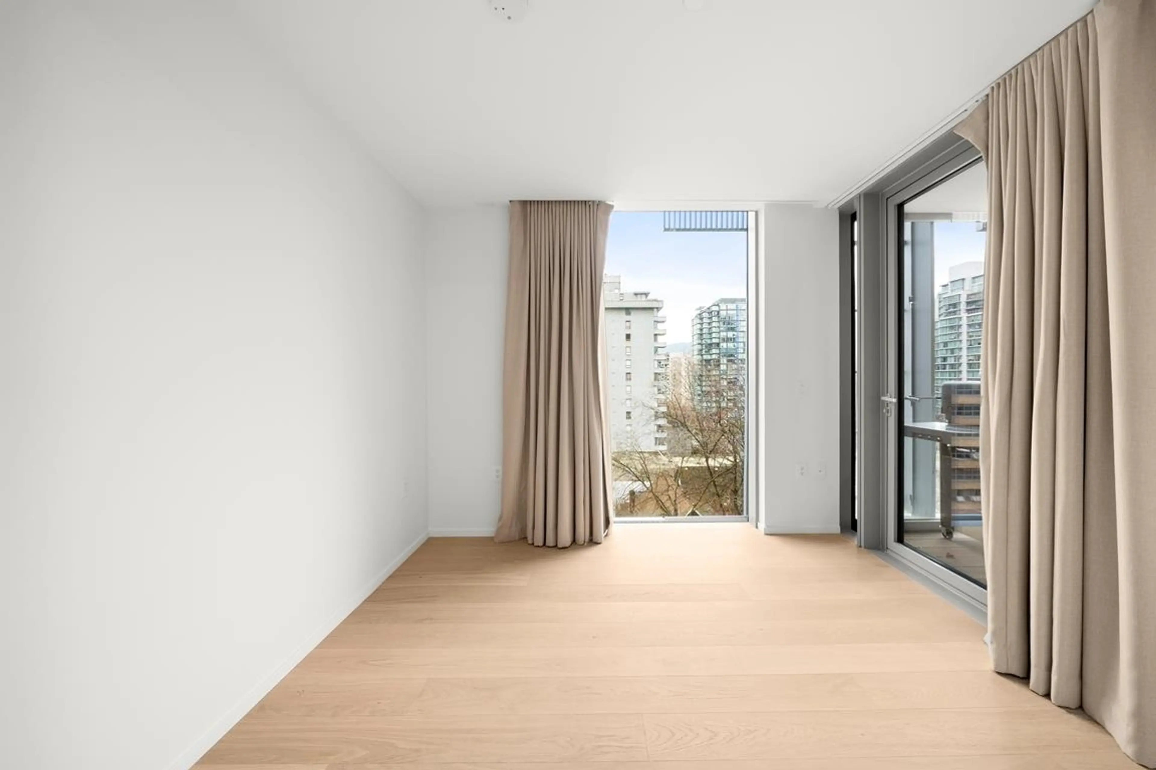 Property at #802 1568 ALBERNI STREET, Vancouver, BC