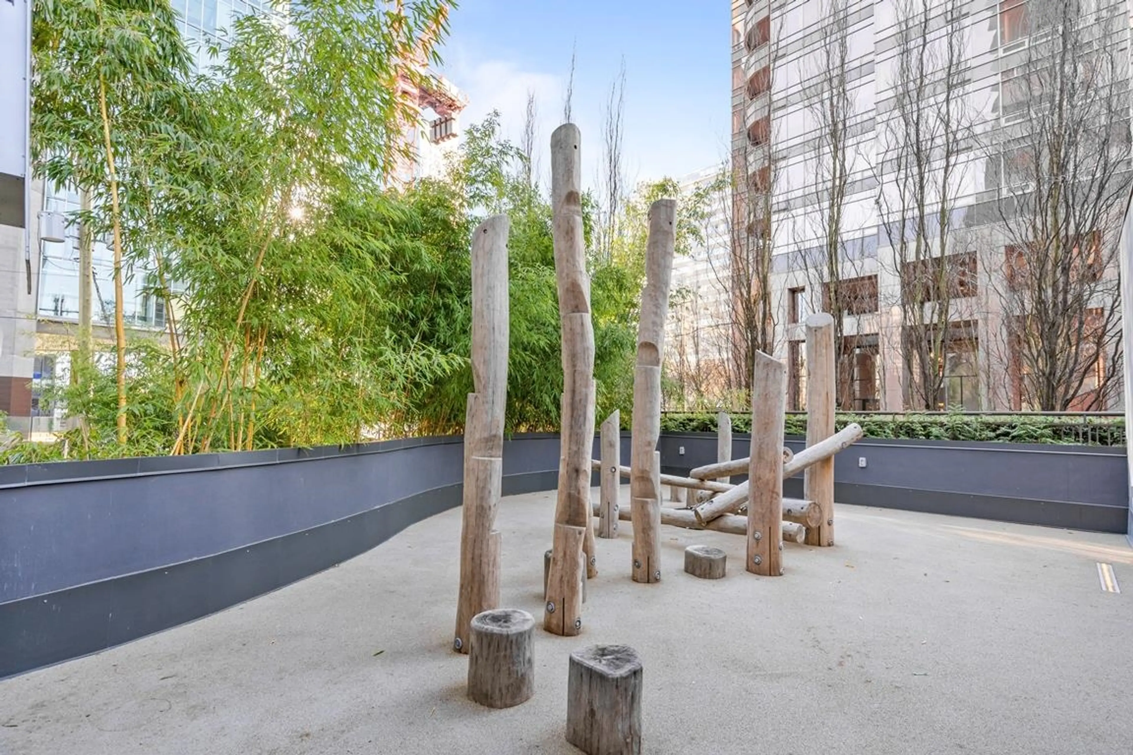 Property at #802 1568 ALBERNI STREET, Vancouver, BC