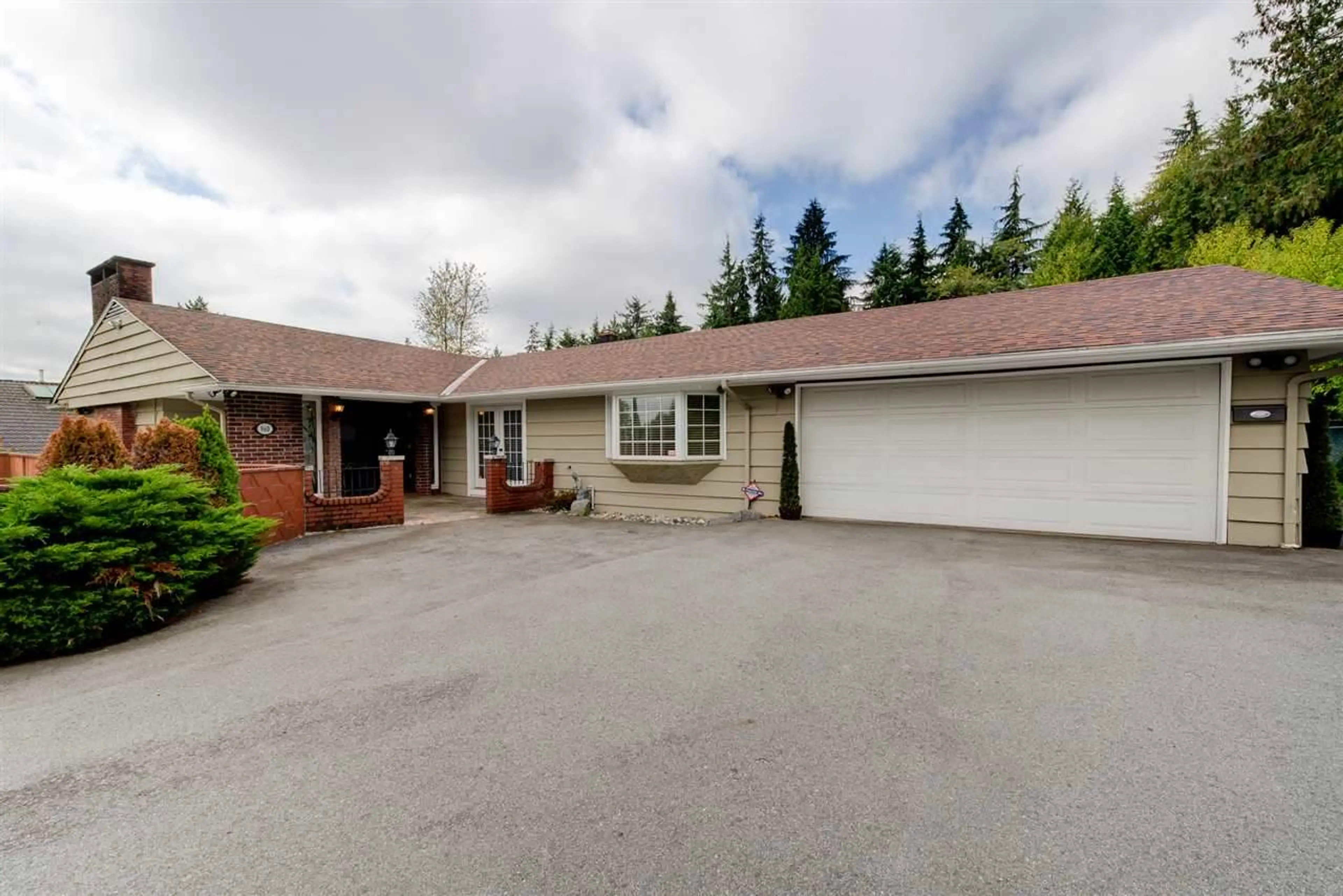 Property at 960 PYRFORD ROAD, West Vancouver, BC