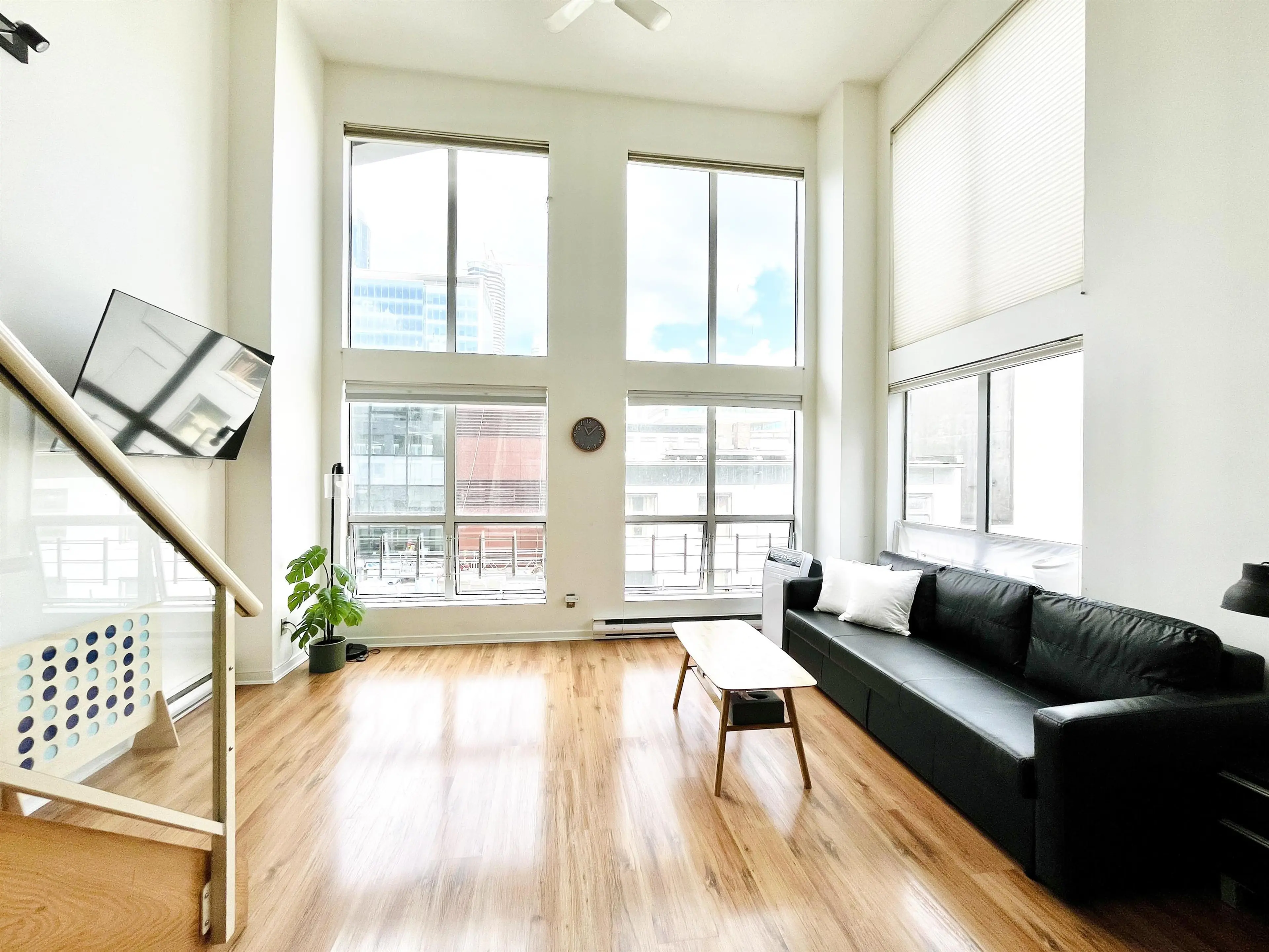 Property at #403 933 SEYMOUR STREET, Vancouver, BC